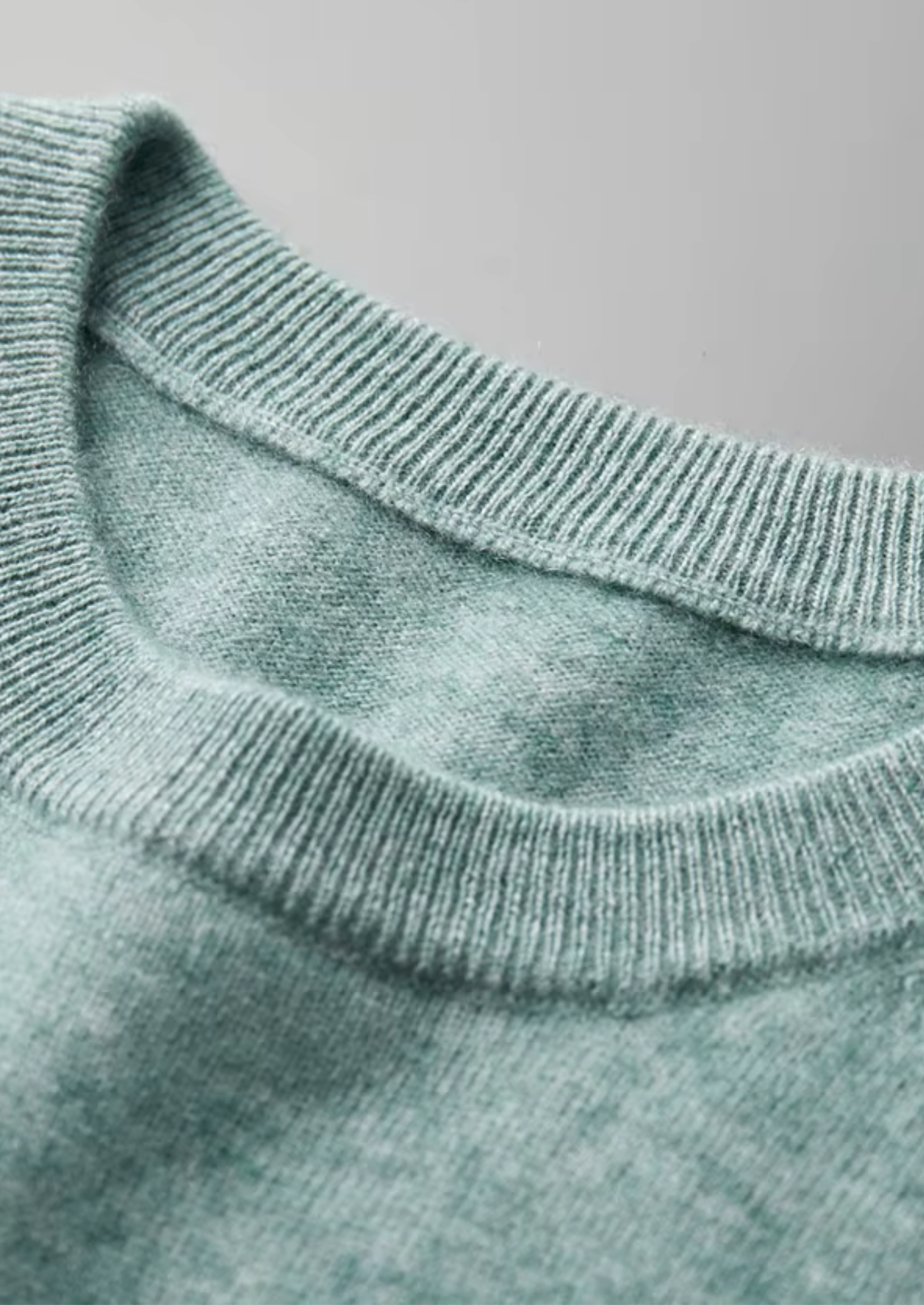 MAISON CASHCRAFT™ CLASSIC CREWNECK T-SHIRT