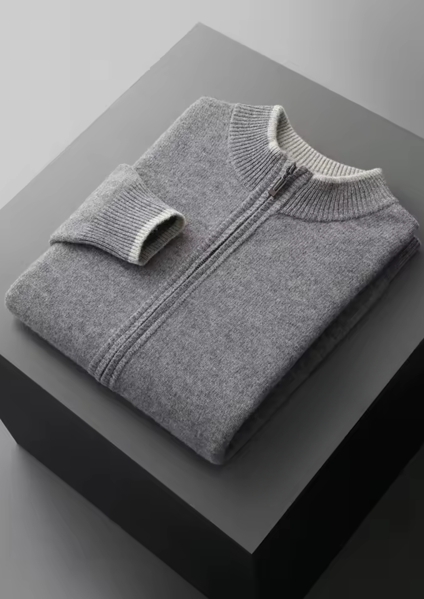 SIGNATURE MERIFIELD™ TWO-TONE ZIP CARDIGAN
