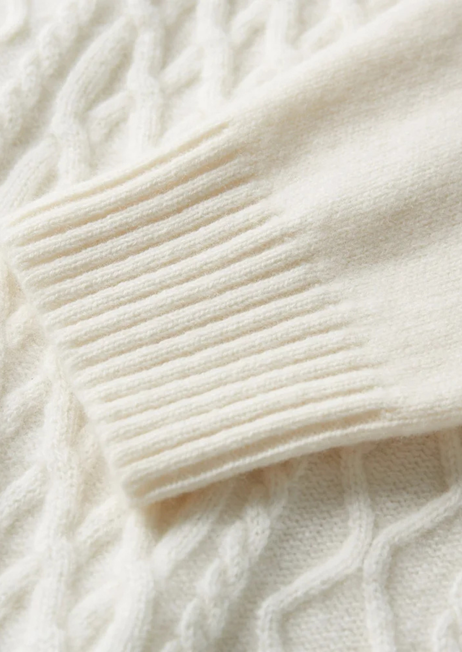 SIGNATURE MERIFIELD™ WINTERTIME ROLLNECK