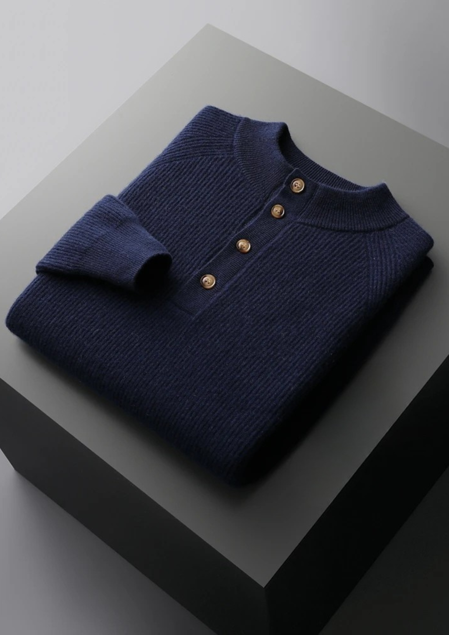 MAISON CASHCRAFT™ CLASSIC RIBBED HENLEY SWEATER