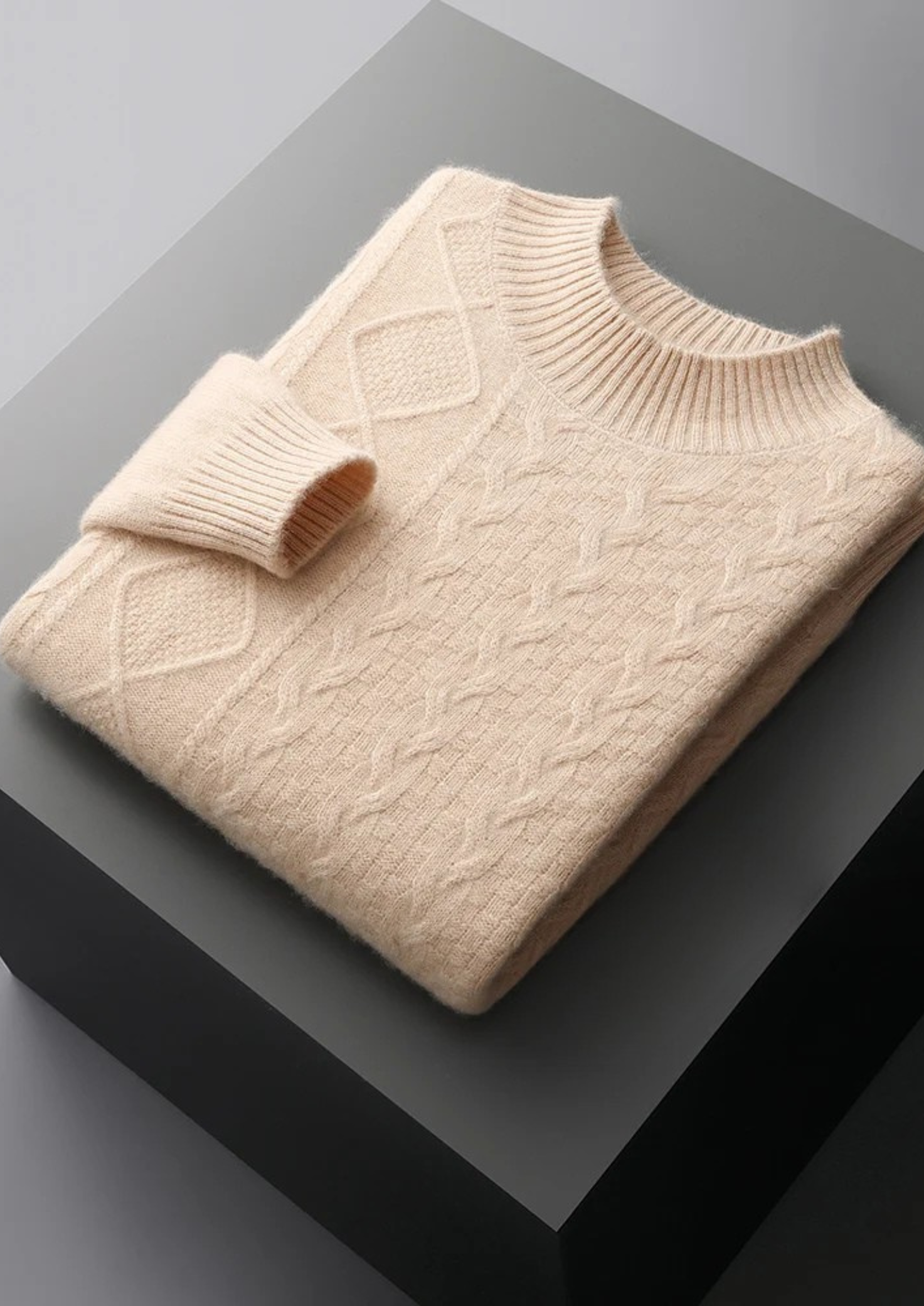 SIGNATURE MERIFIELD™ JACQUARD MOCKNECK
