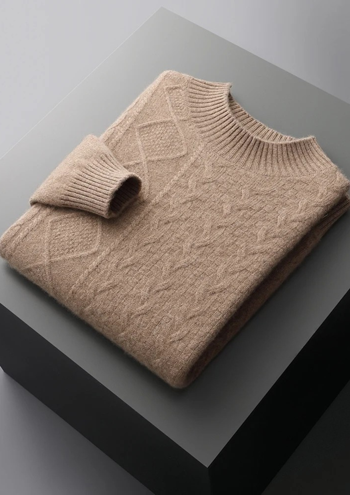 SIGNATURE MERIFIELD™ JACQUARD MOCKNECK