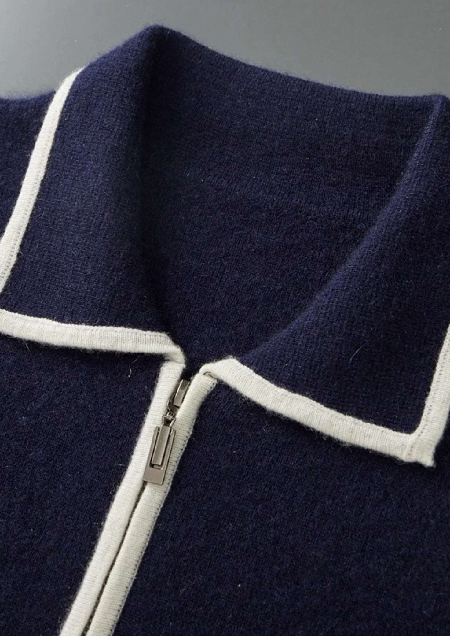 SIGNATURE MERIFIELD™ TWO-TONE POLO CARDIGAN