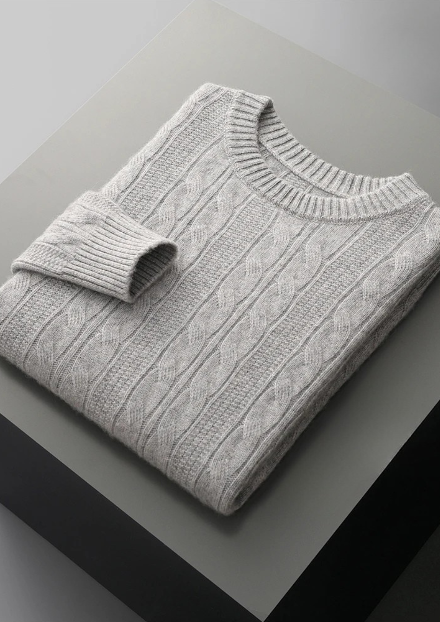 SIGNATURE MERIFIELD™ CABLE CREWNECK