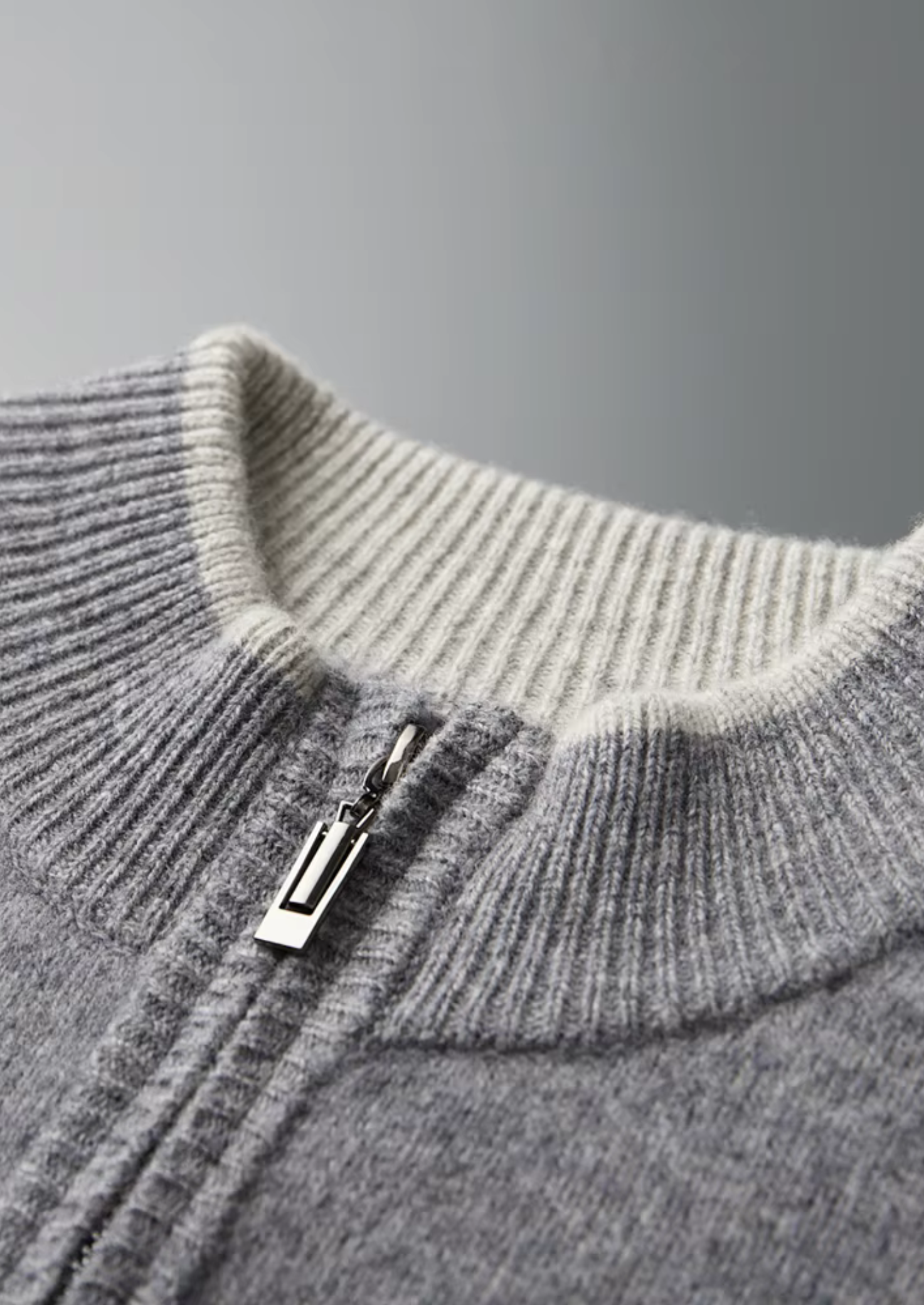 SIGNATURE MERIFIELD™ TWO-TONE ZIP CARDIGAN
