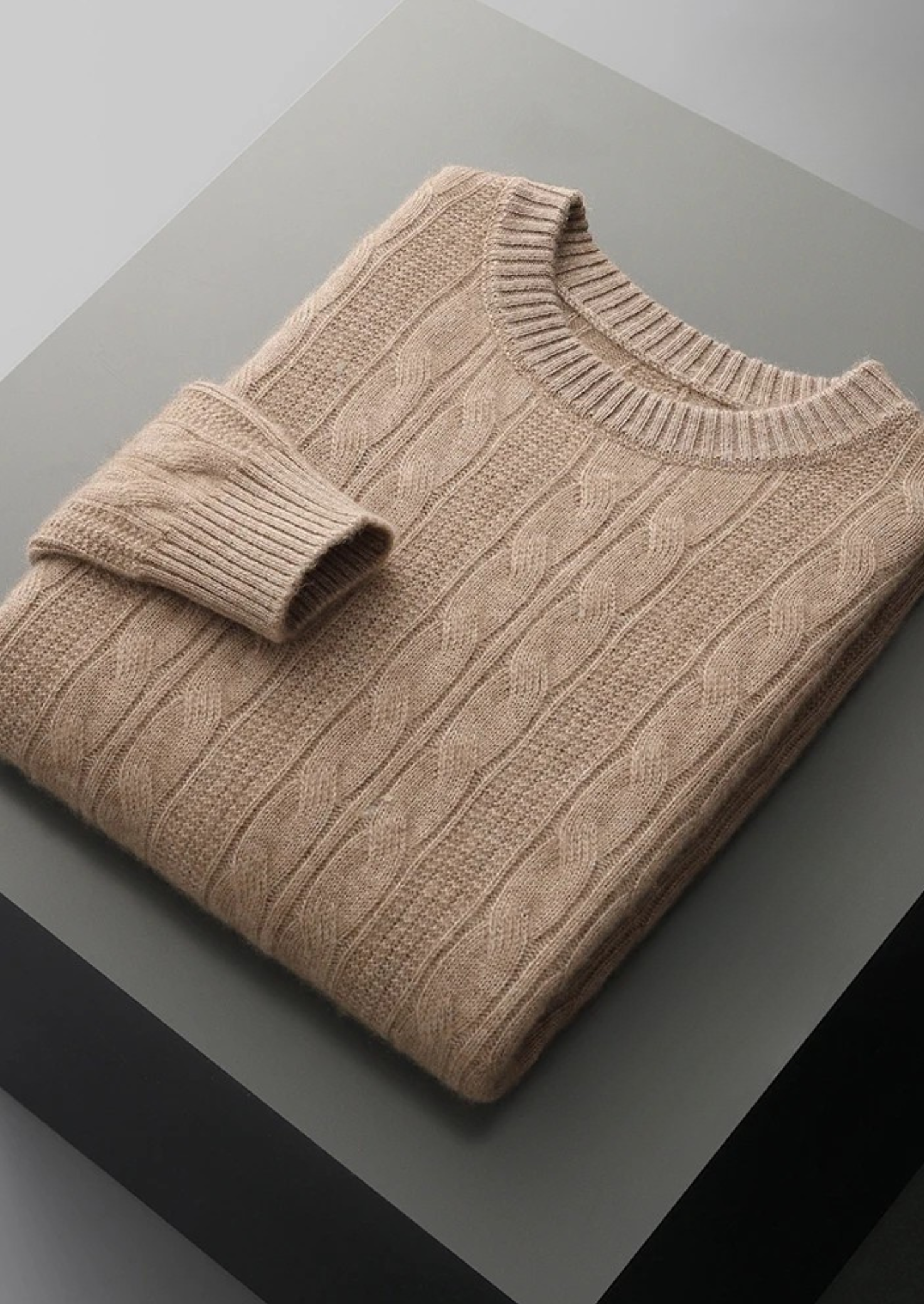 SIGNATURE MERIFIELD™ CABLE CREWNECK