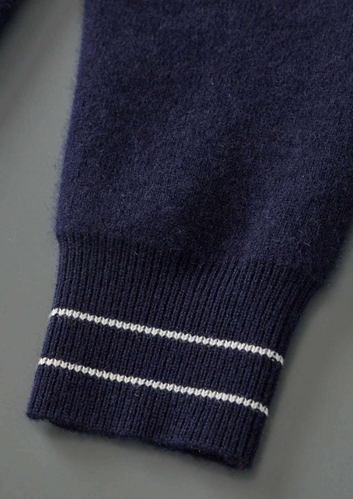 SIGNATURE MERIFIELD™ TWO-TONE POLO CARDIGAN