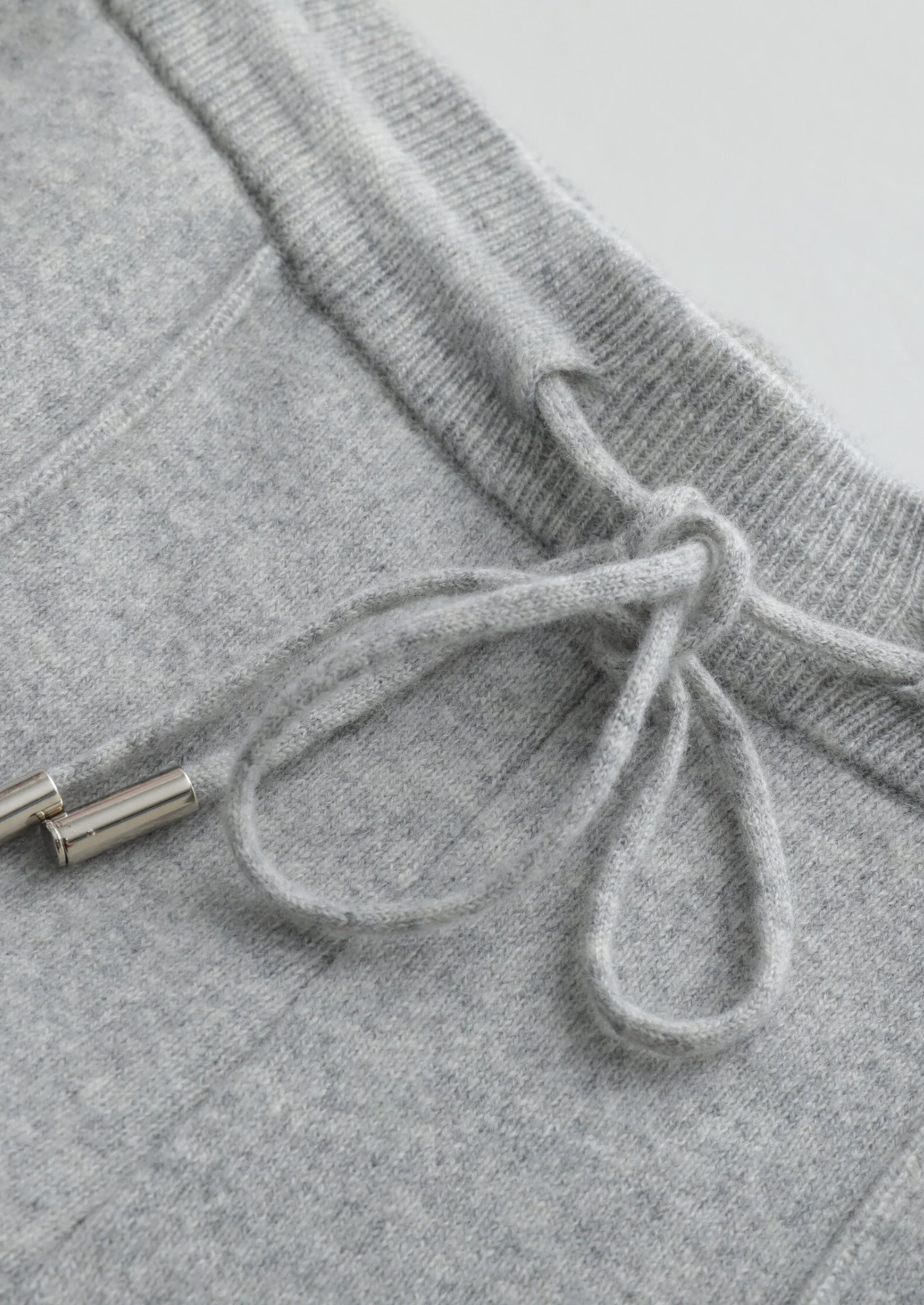 SIGNATURE MERIFIELD™ LANGFORD SET - LIGHT GRAY