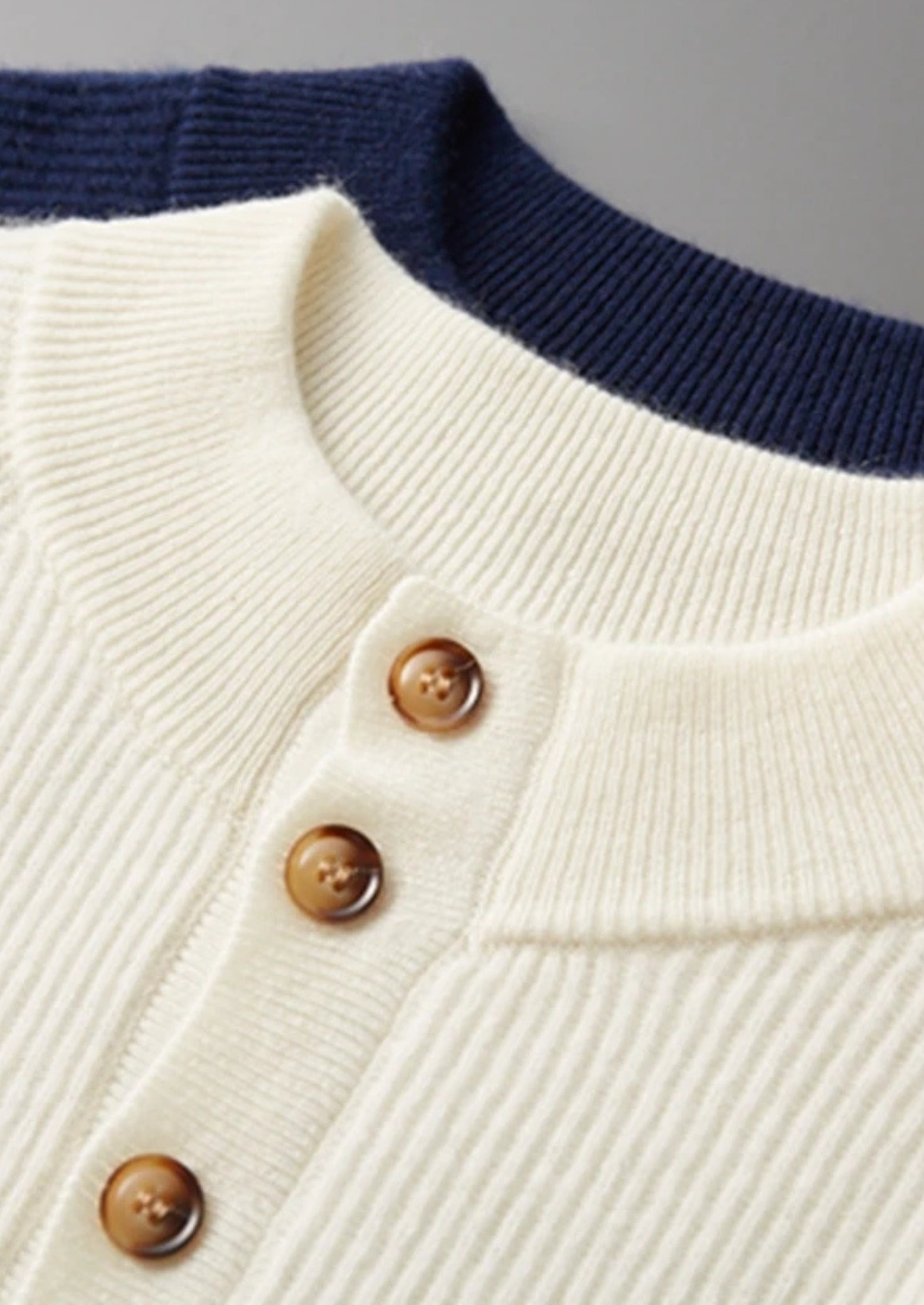 MAISON CASHCRAFT™ CLASSIC RIBBED HENLEY SWEATER