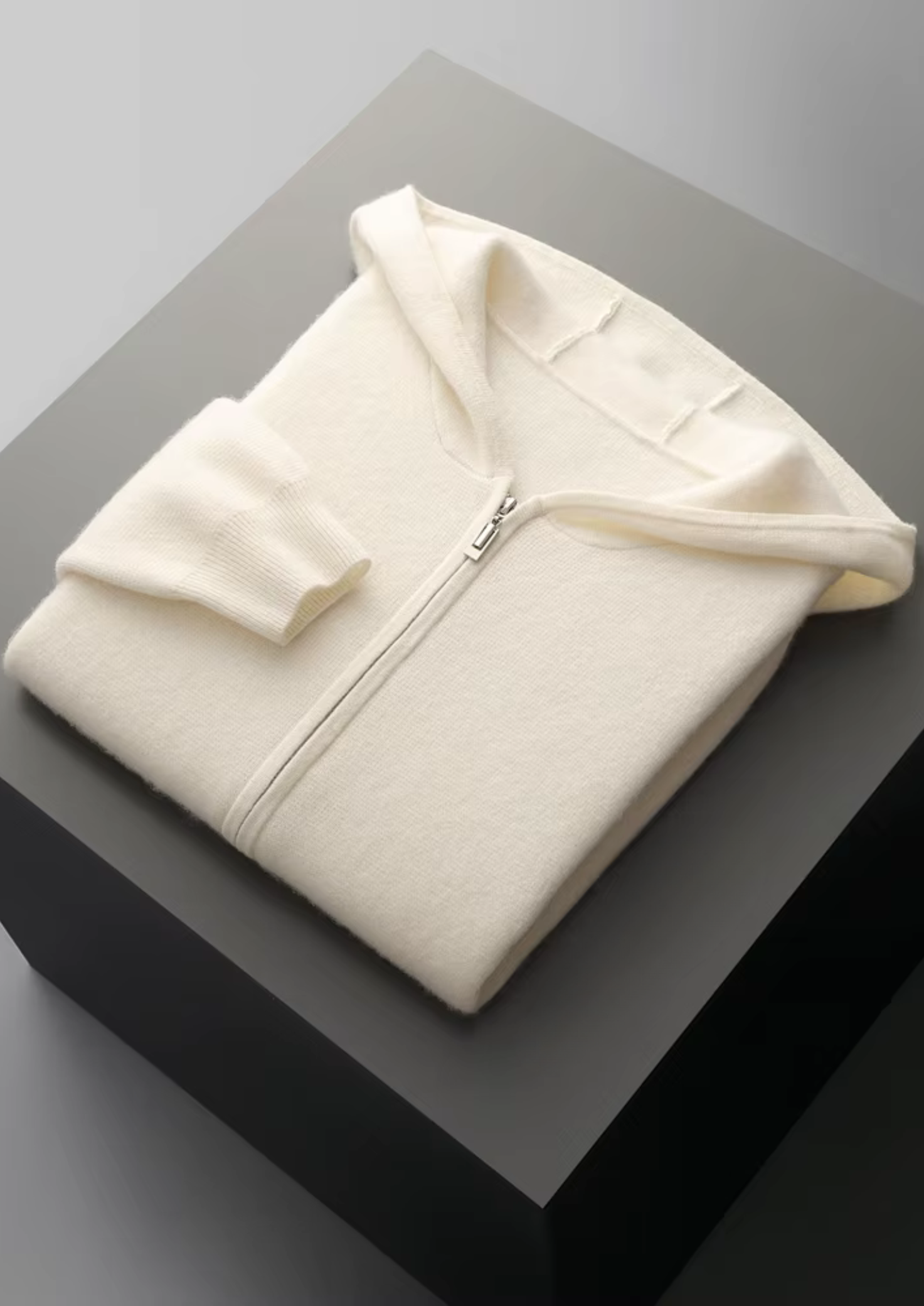 SIGNATURE MERIFIELD™ ZIPPER HOODIE