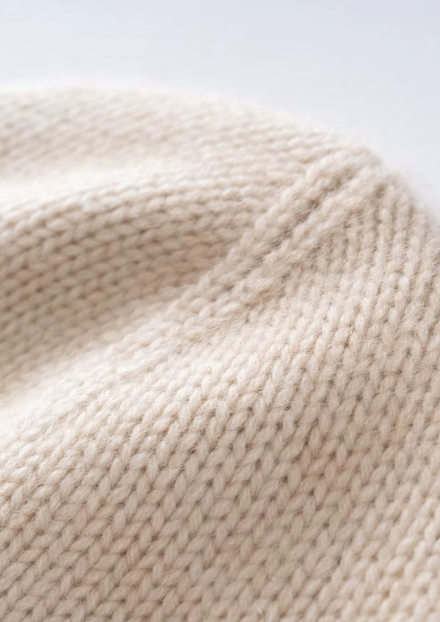 SAND VELSOFT™ WINTERTIME BEANIE