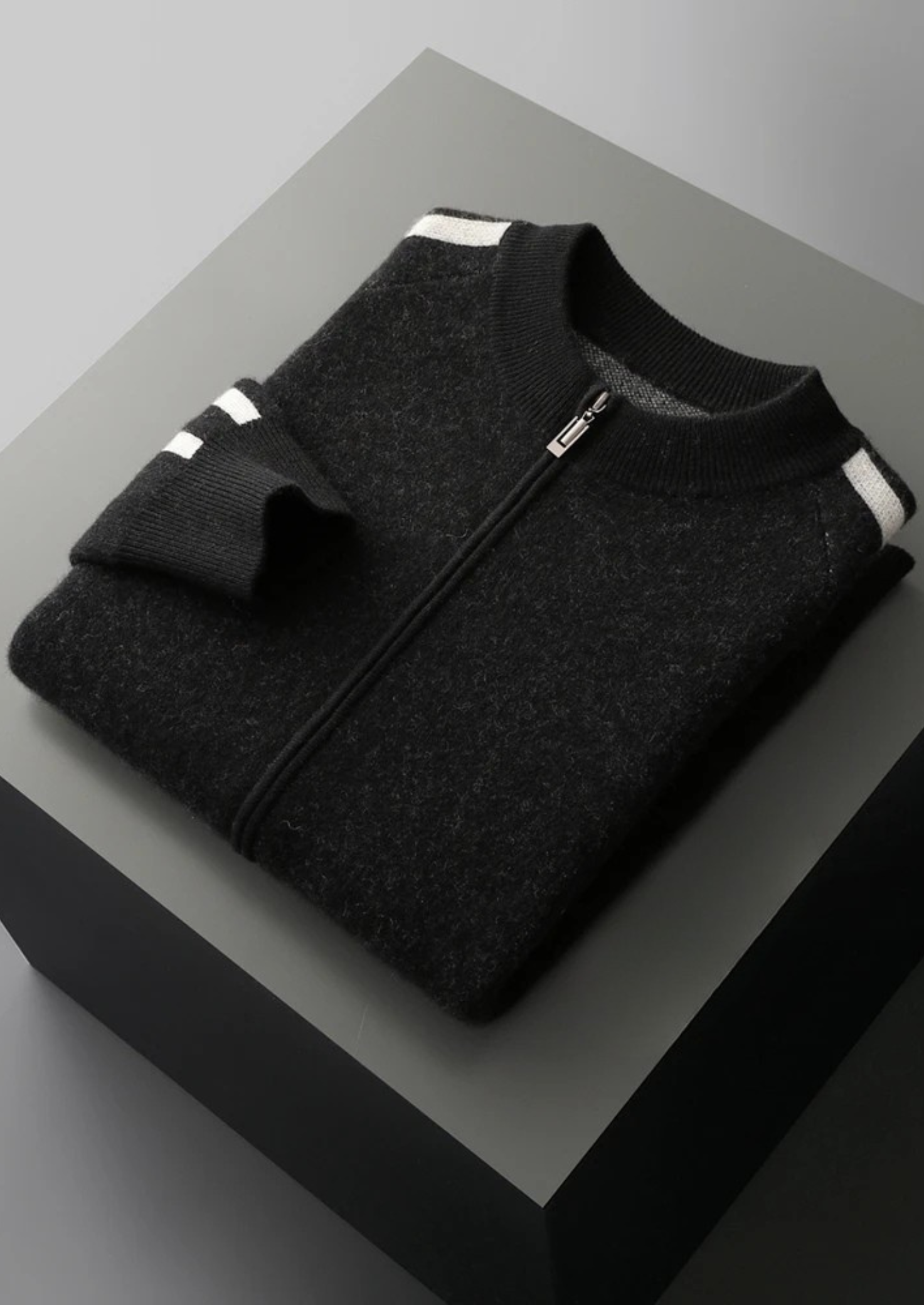 SIGNATURE MERIFIELD™ STRIPED CARDIGAN