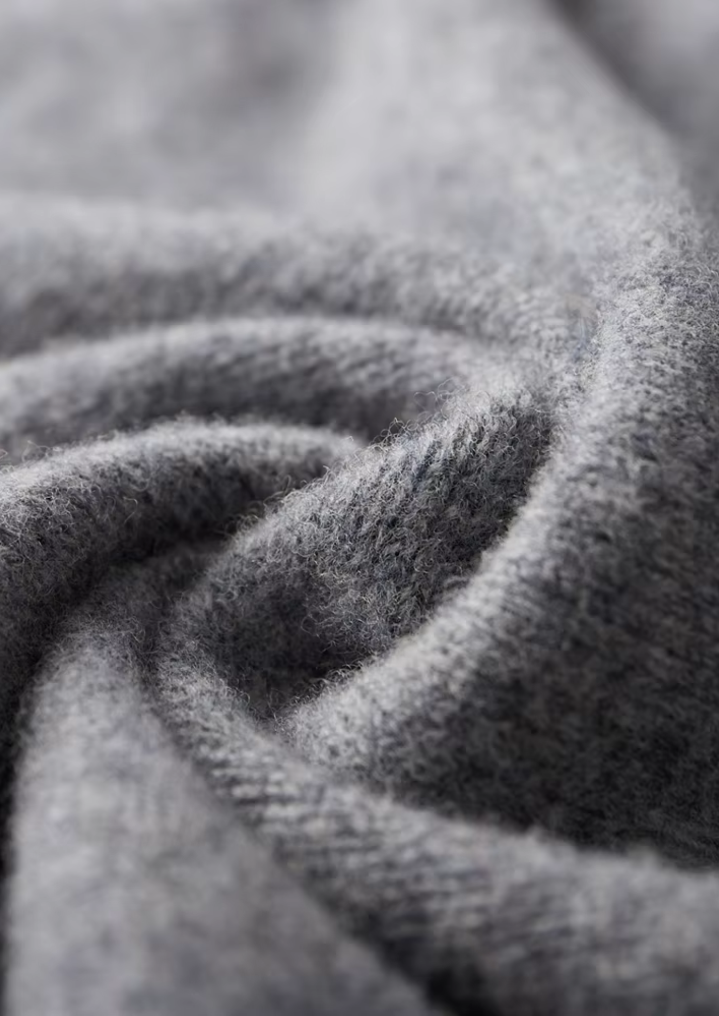 SIGNATURE MERIFIELD™ TWO-TONE ZIP CARDIGAN
