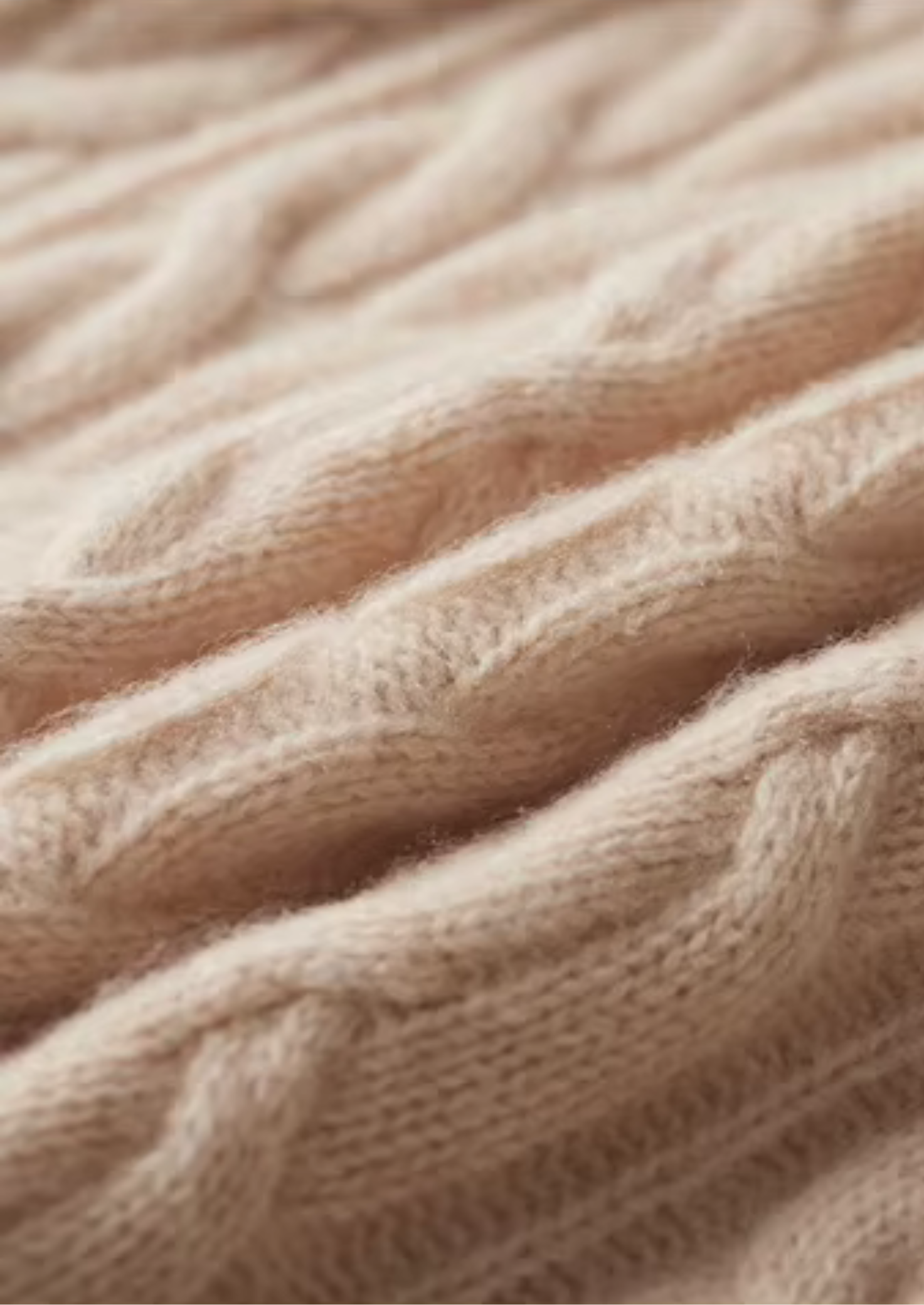 SIGNATURE MERIFIELD™ CABLE KNIT CREWNECK