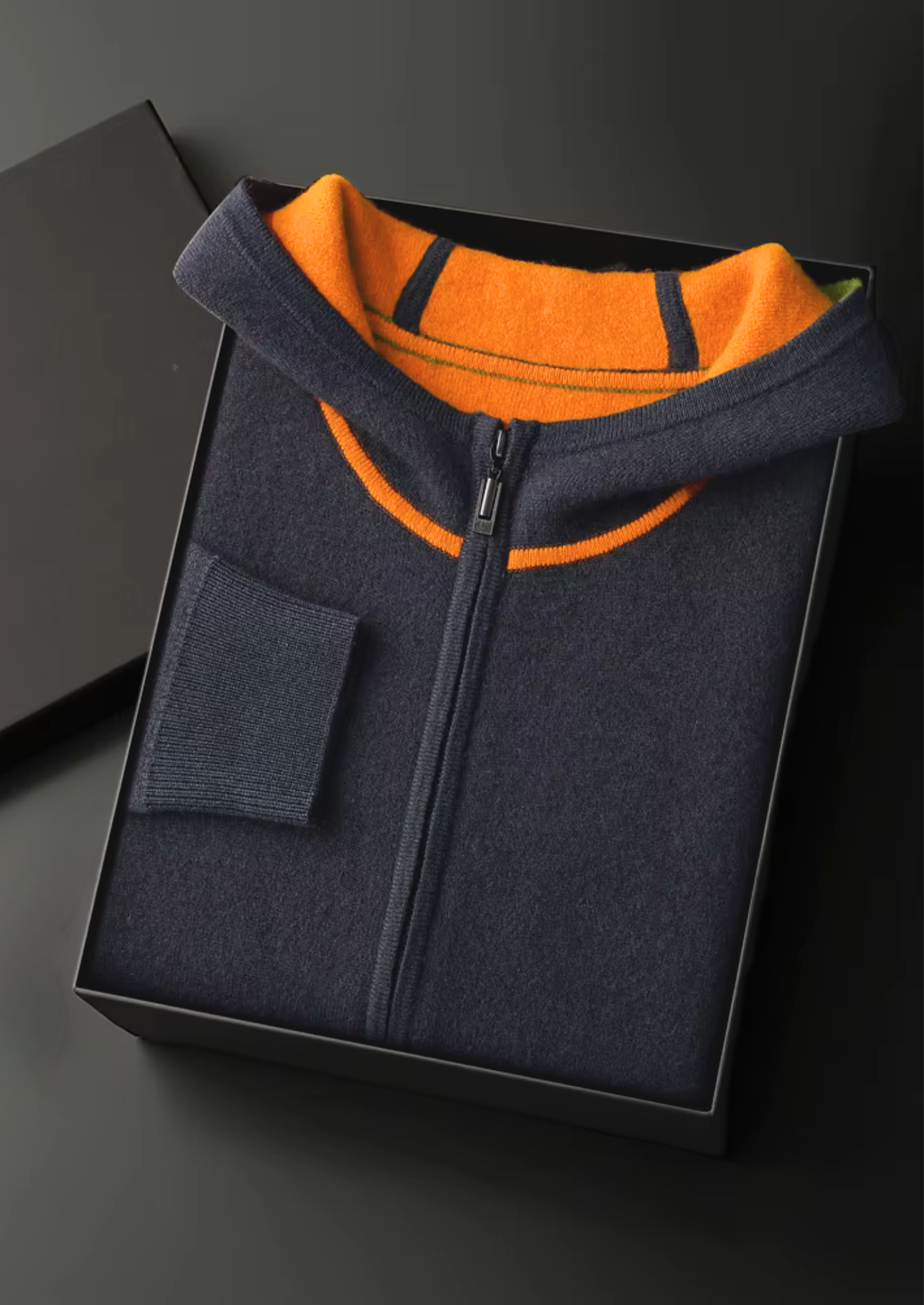 MAISON CASHCRAFT™ LEISURE SET