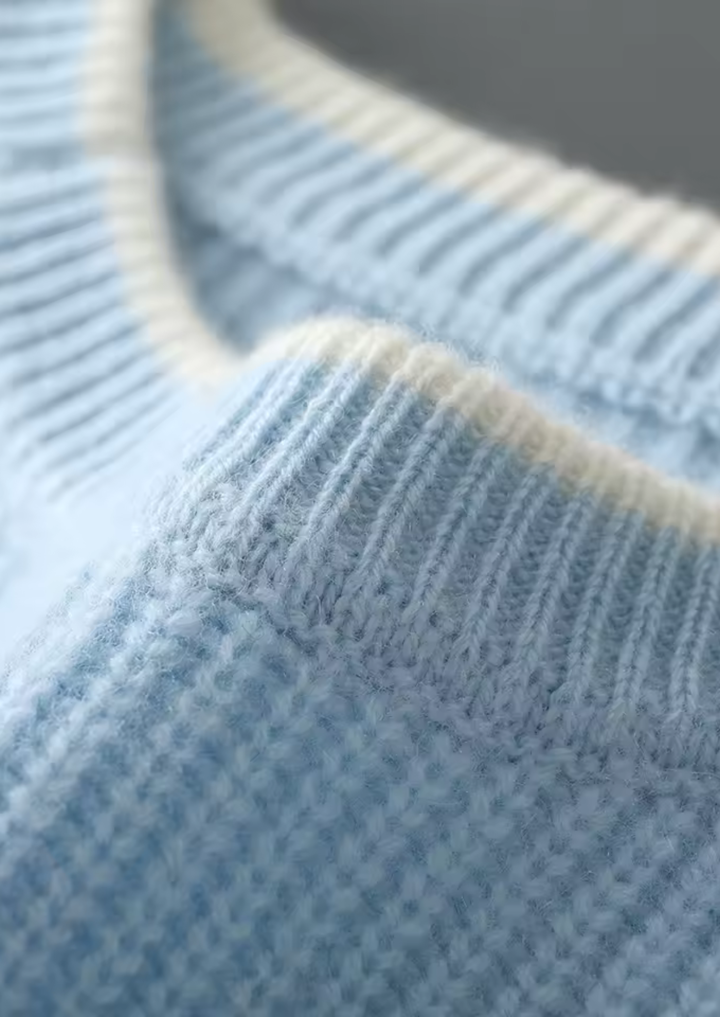 SIGNATURE MERIFIELD™ TWO TONE CREWNECK