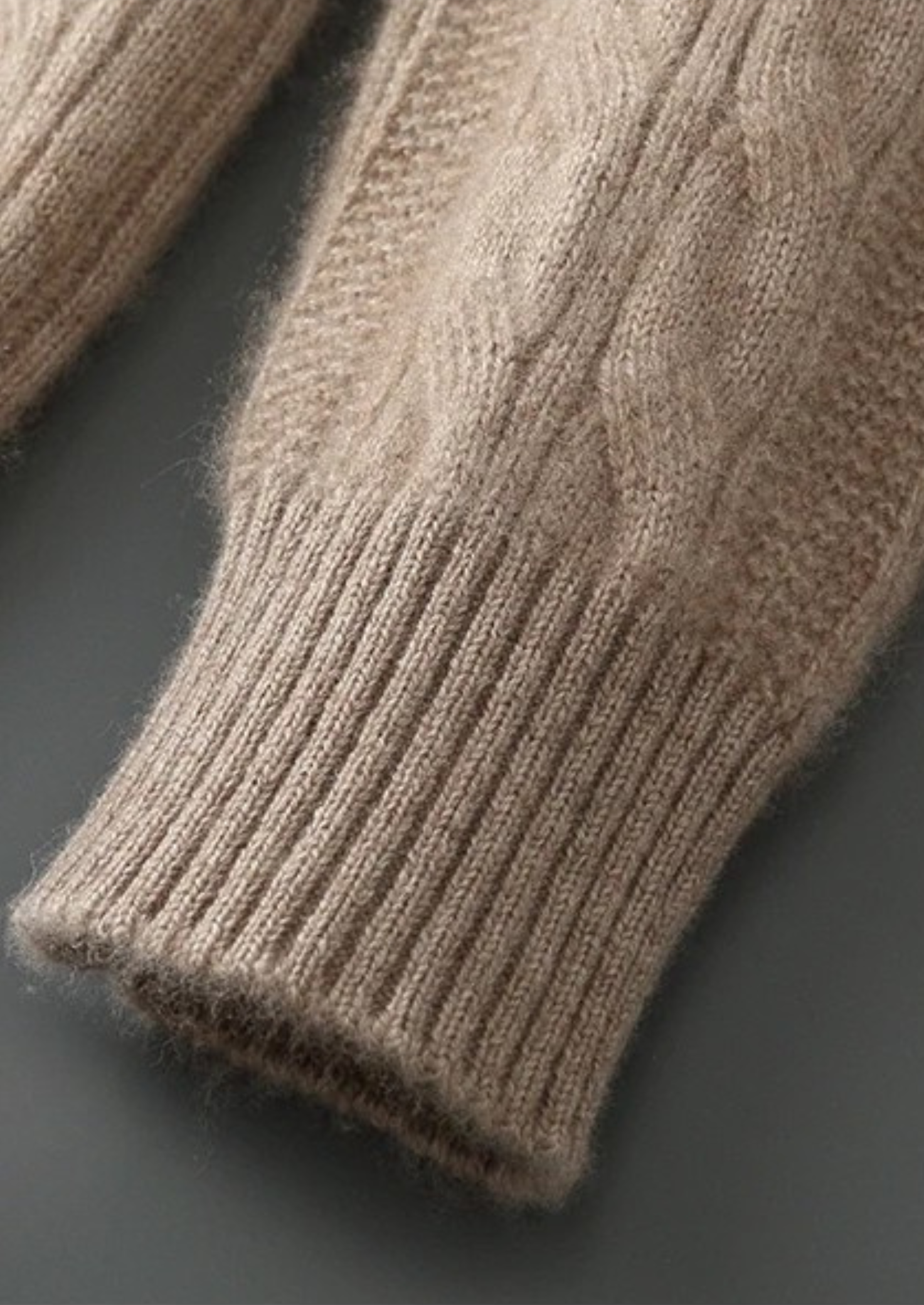 SIGNATURE MERIFIELD™ CABLE CREWNECK