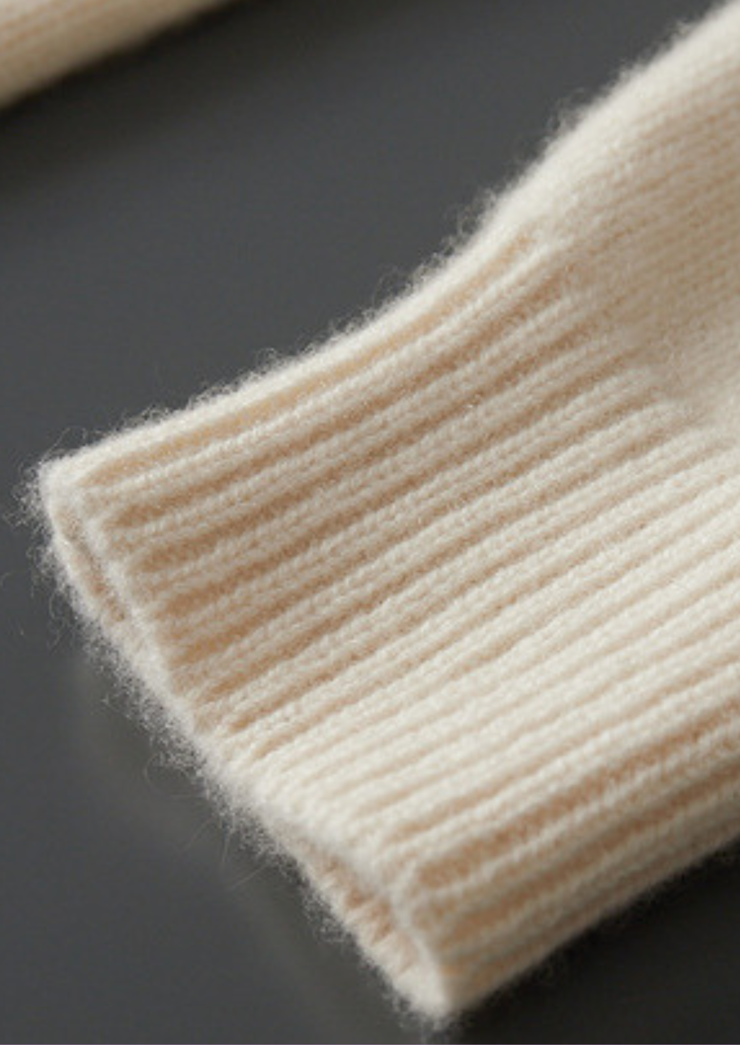 HERITAGE VELWICK™ IVORY ESSENTIAL ROLLNECK