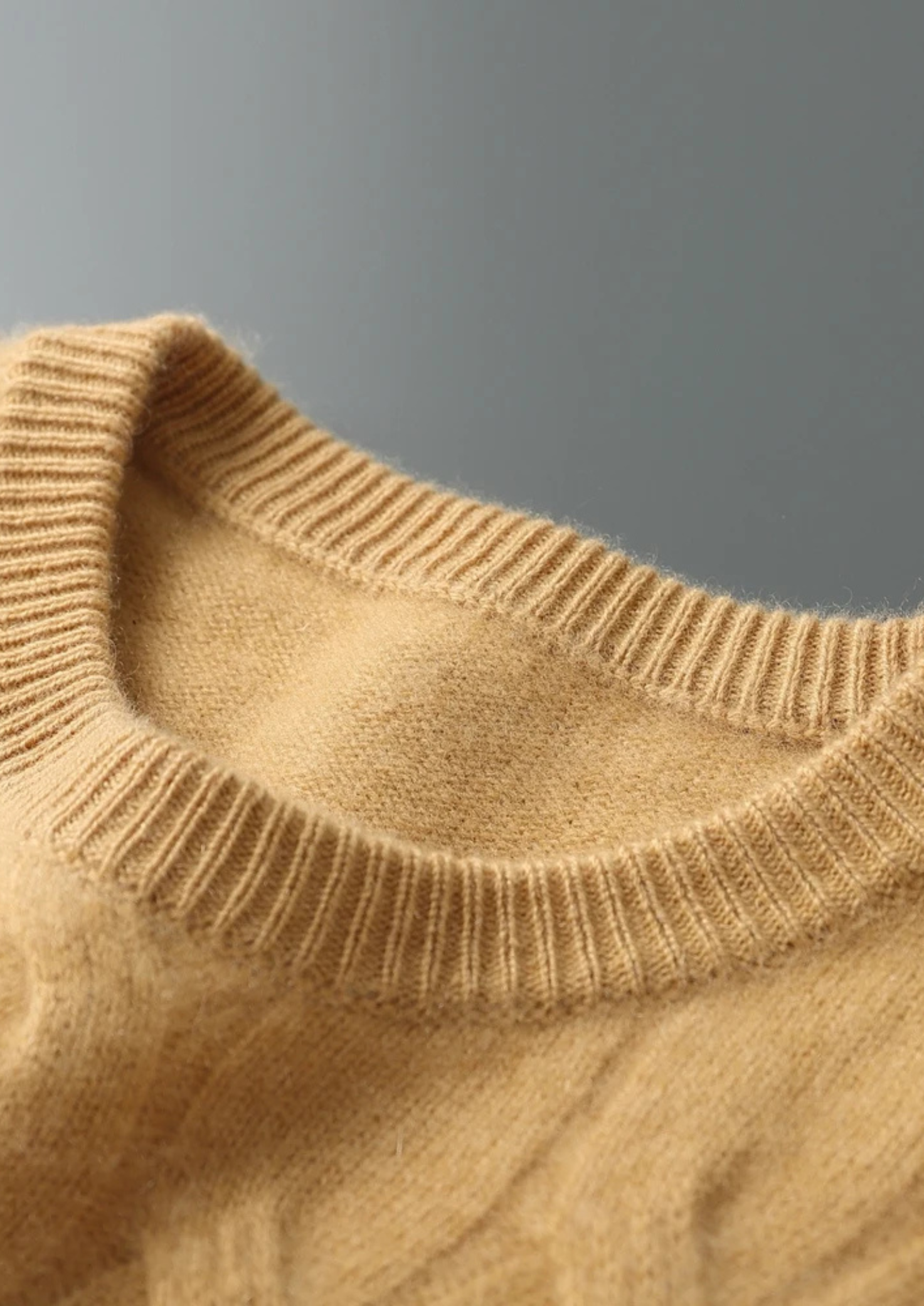 MAISON CASHCRAFT™ CABLE CREWNECK
