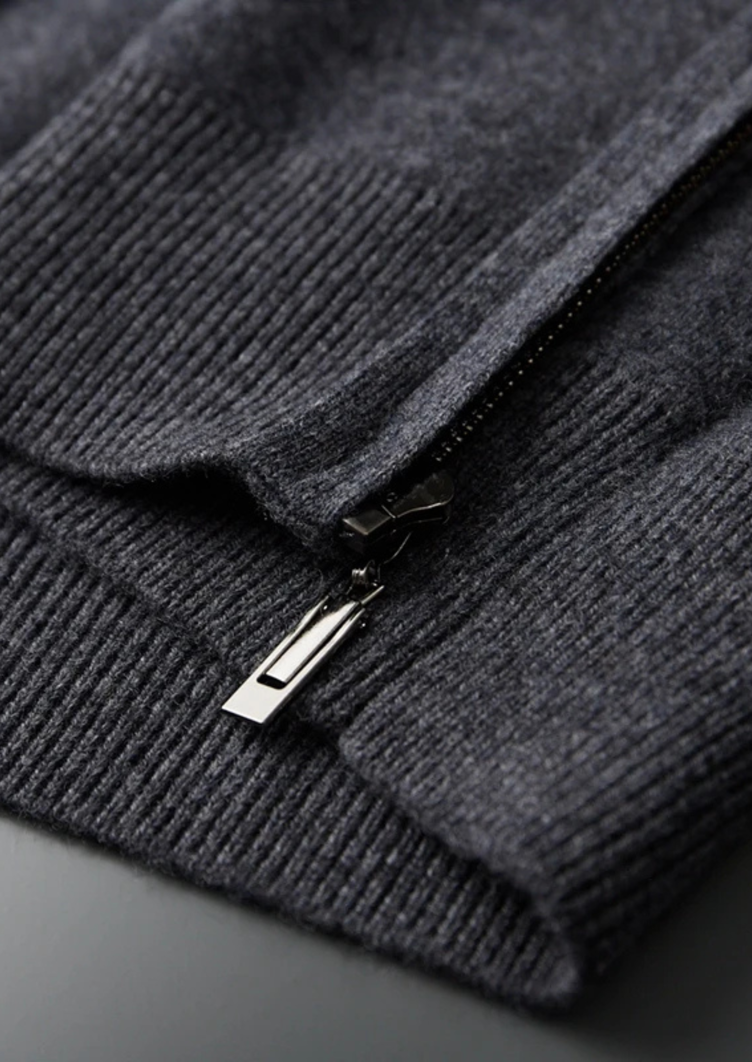 MAISON CASHCRAFT™ ZIPPER HOODIE