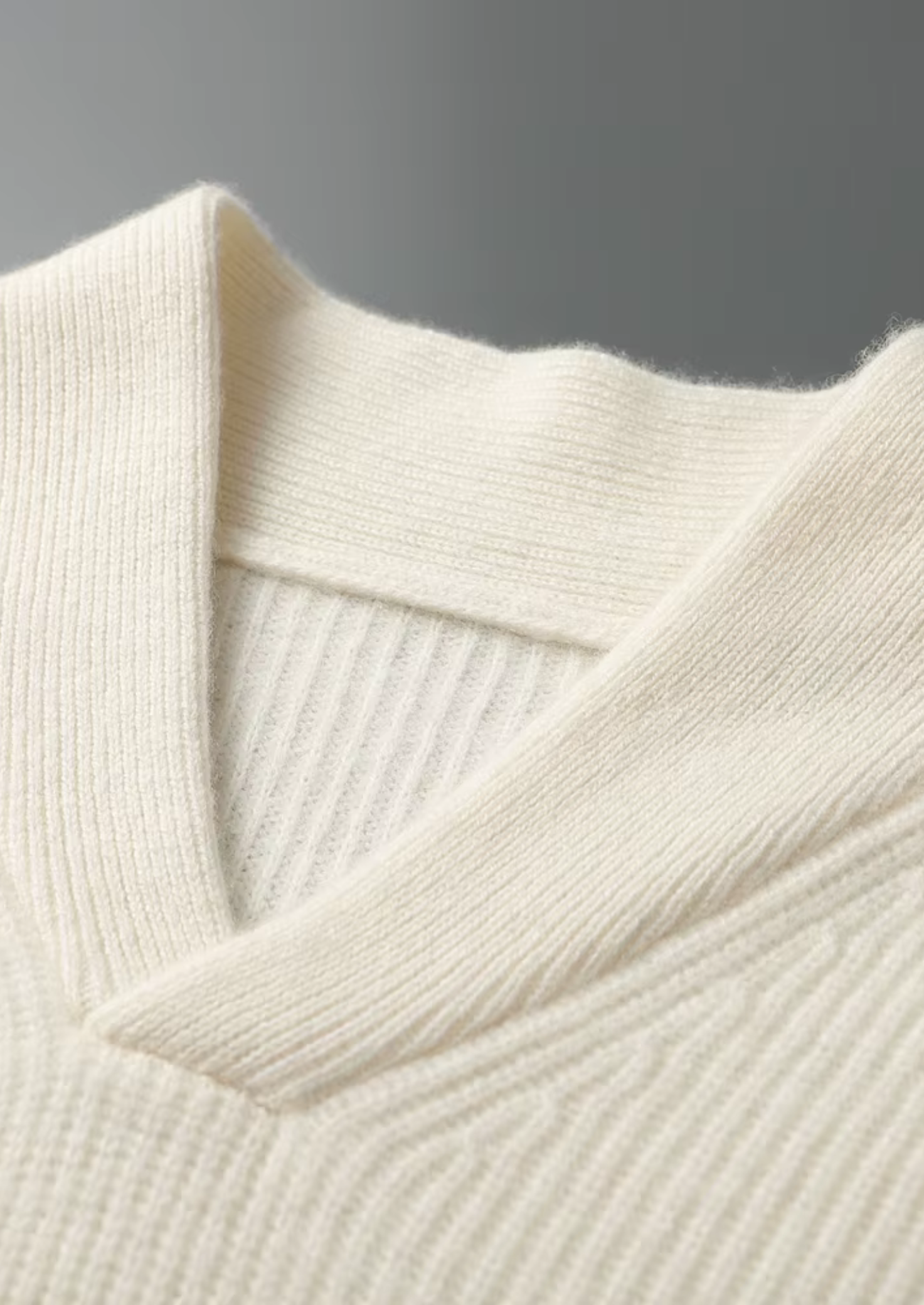 MAISON CASHCRAFT™ RIBBED V-NECK SWEATER
