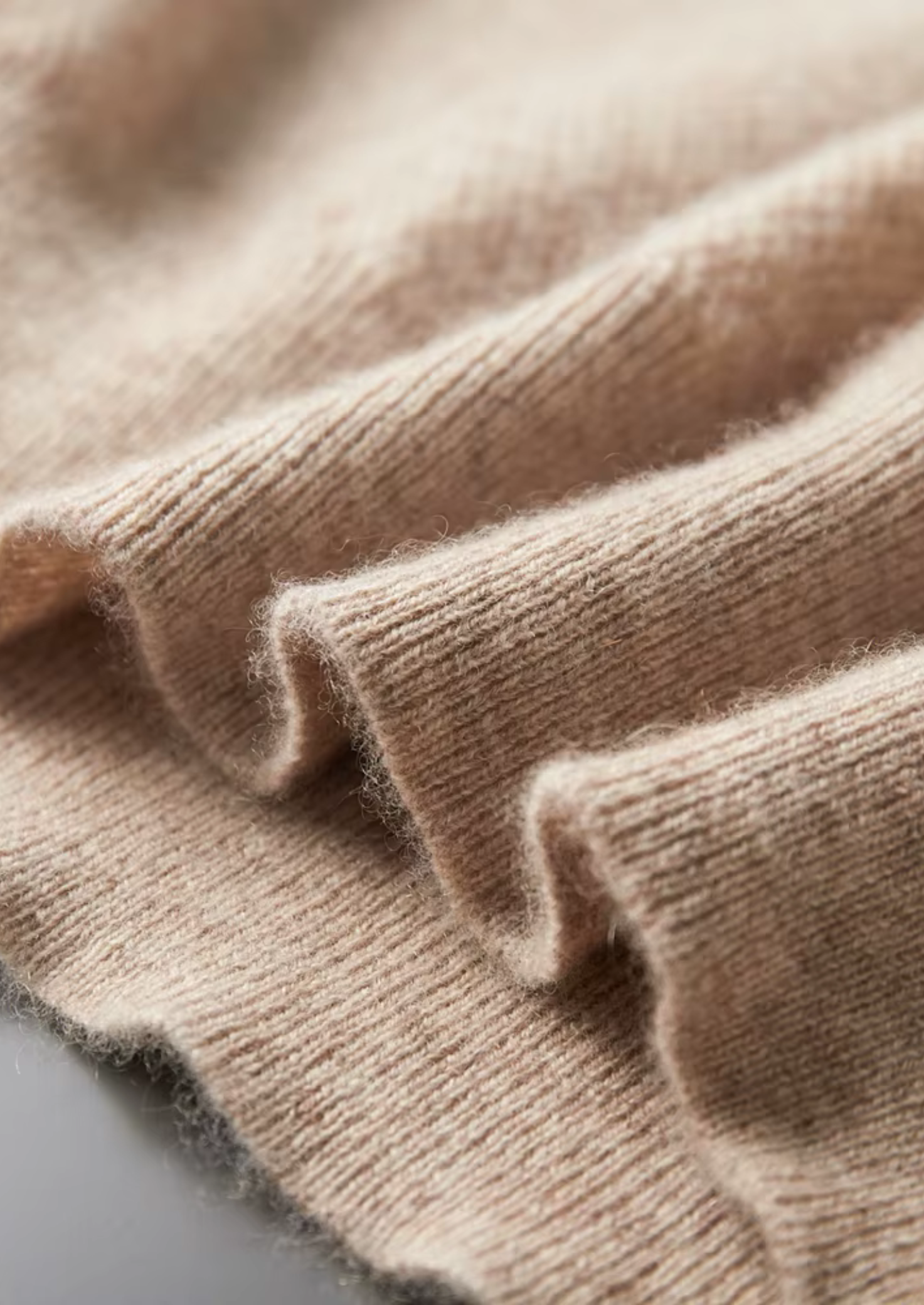 MAISON CASHCRAFT™ CLASSIC HENLEY SWEATER