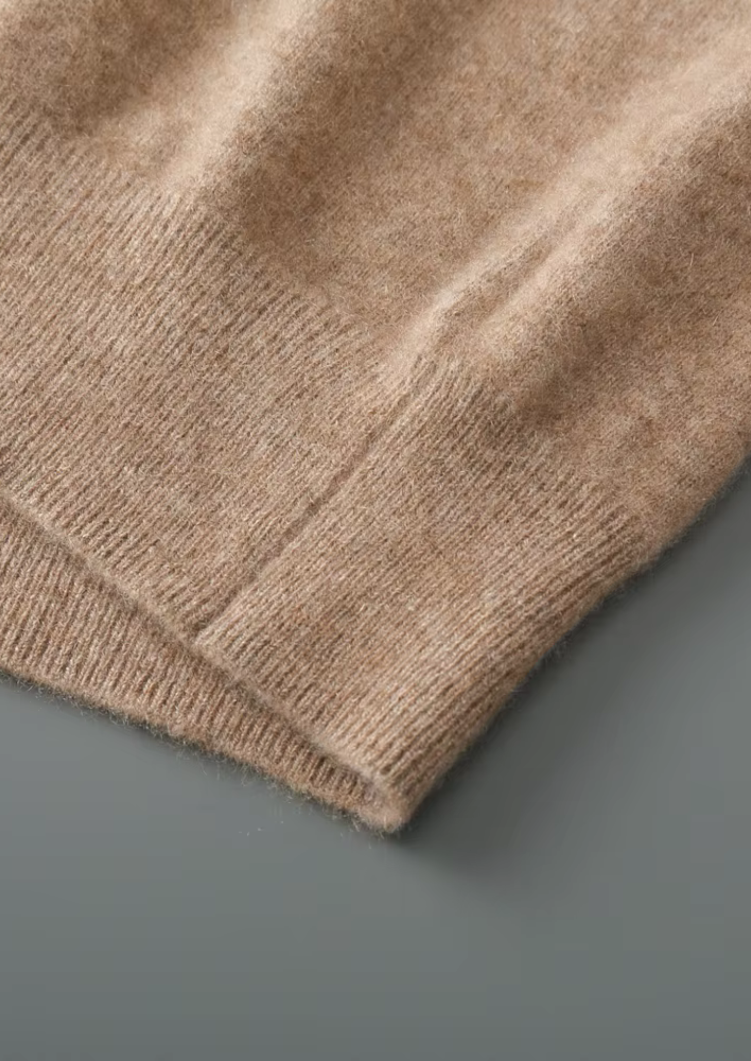 SIGNATURE MERIFIELD™ V-NECK VEST