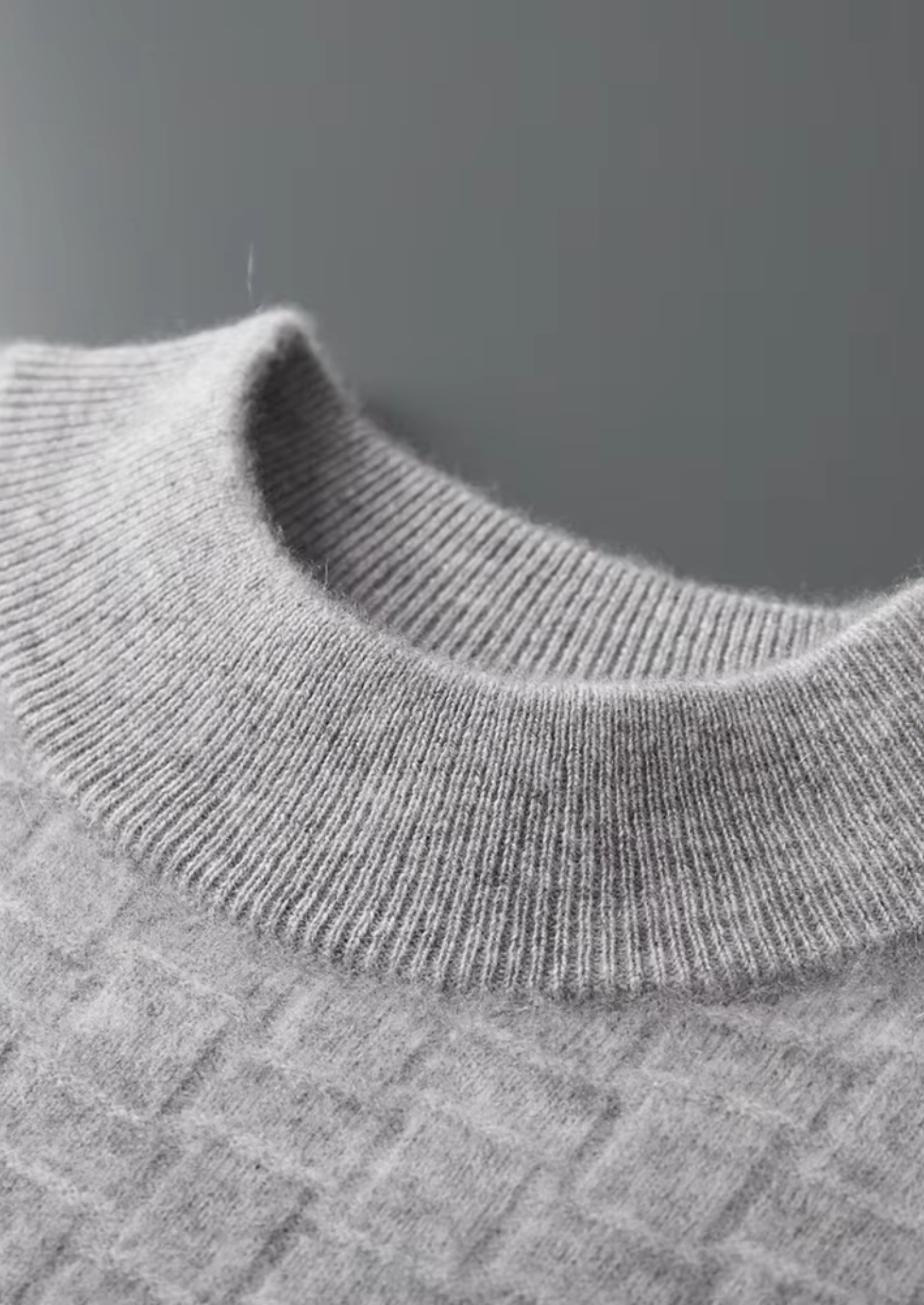SIGNATURE MERIFIELD™ TEXTURED MOCKNECK
