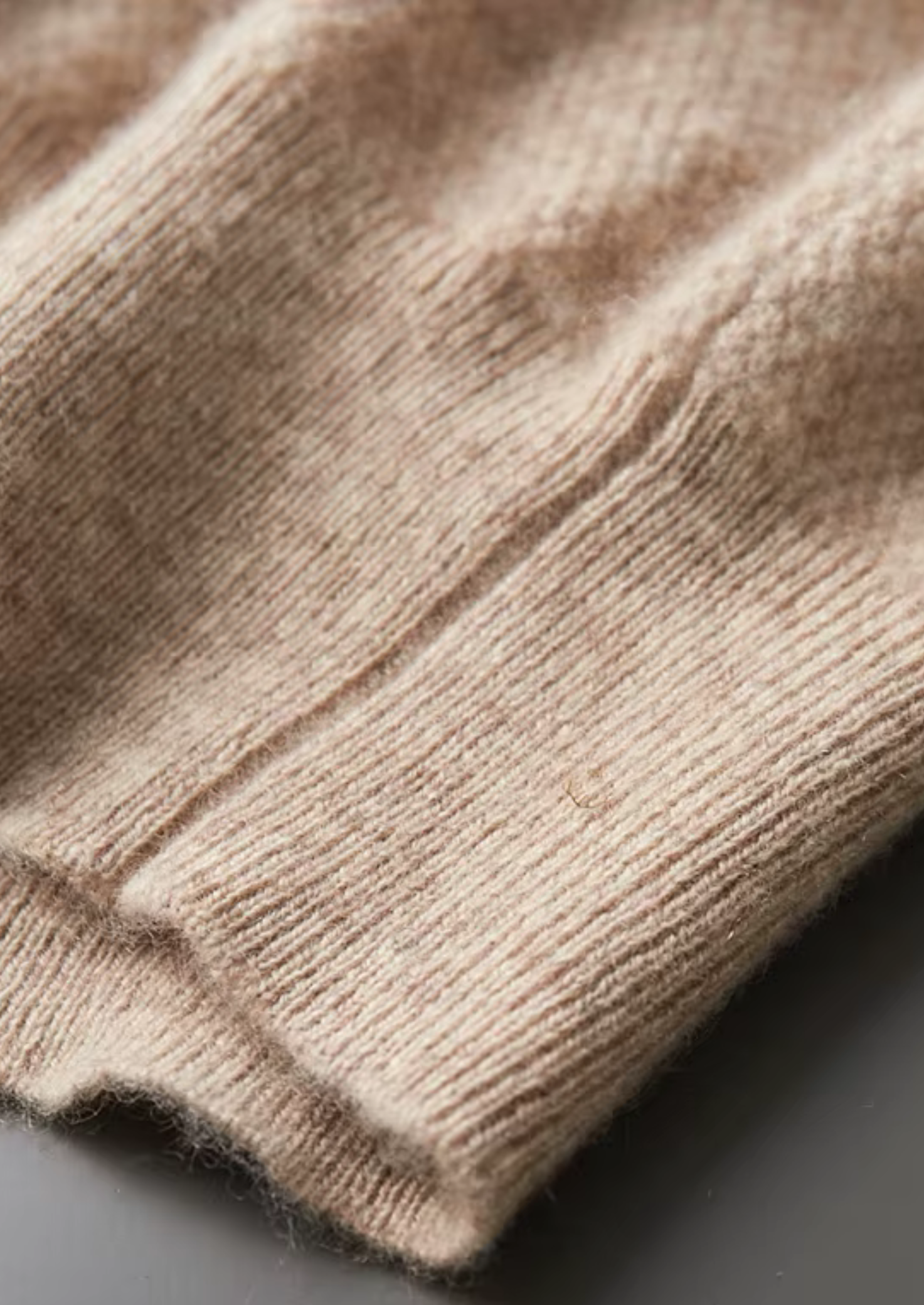 MAISON CASHCRAFT™ CLASSIC HENLEY SWEATER