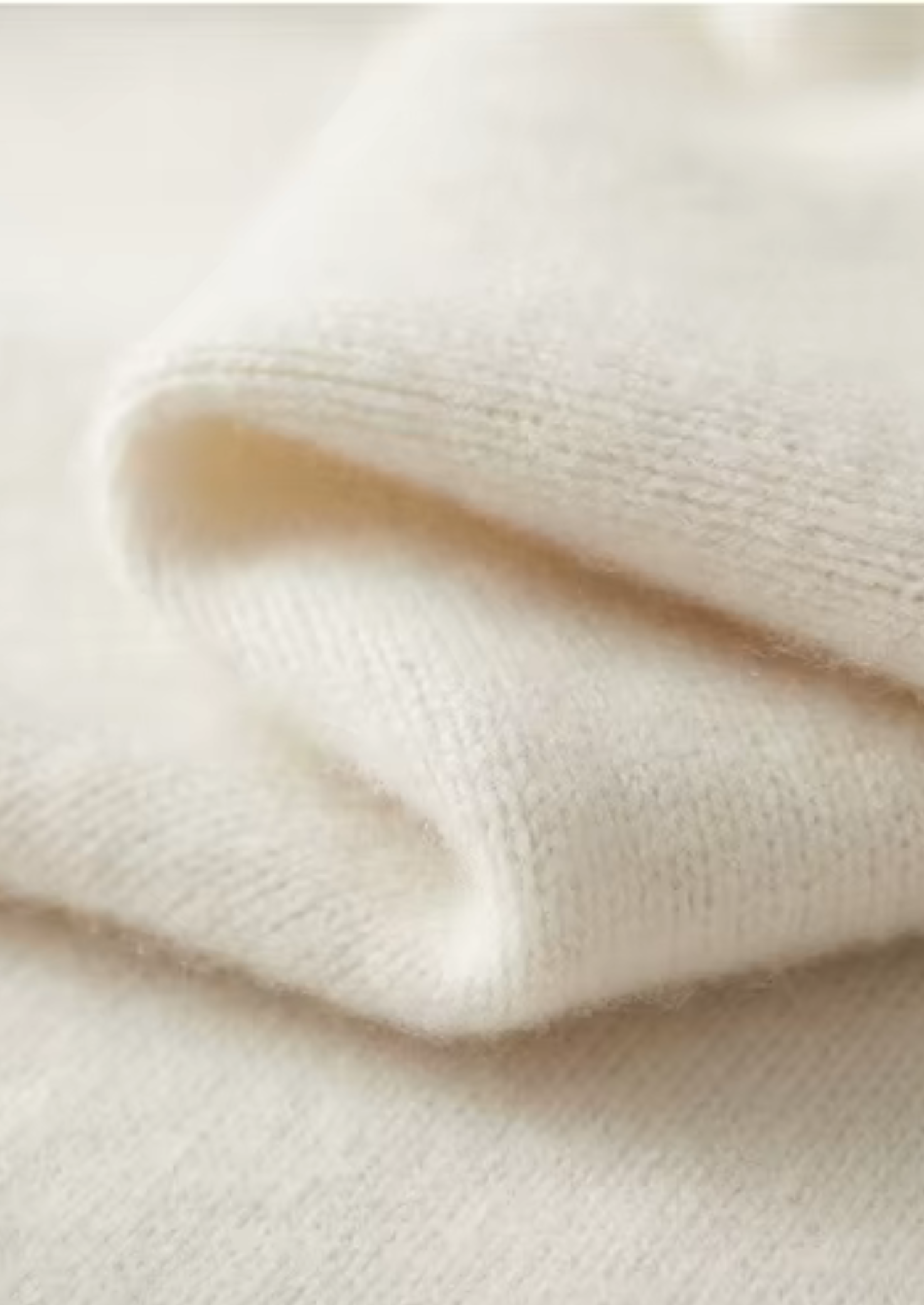 SIGNATURE MERIFIELD™ CLASSIC BUTTON SWEATER