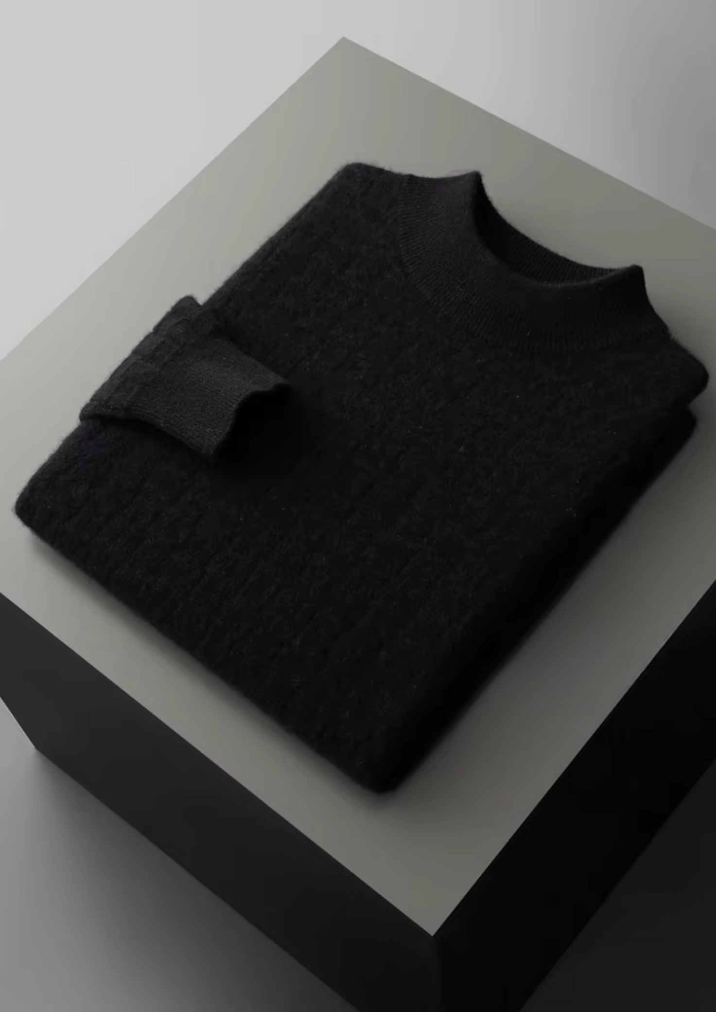 SIGNATURE MERIFIELD™ TEXTURED MOCKNECK