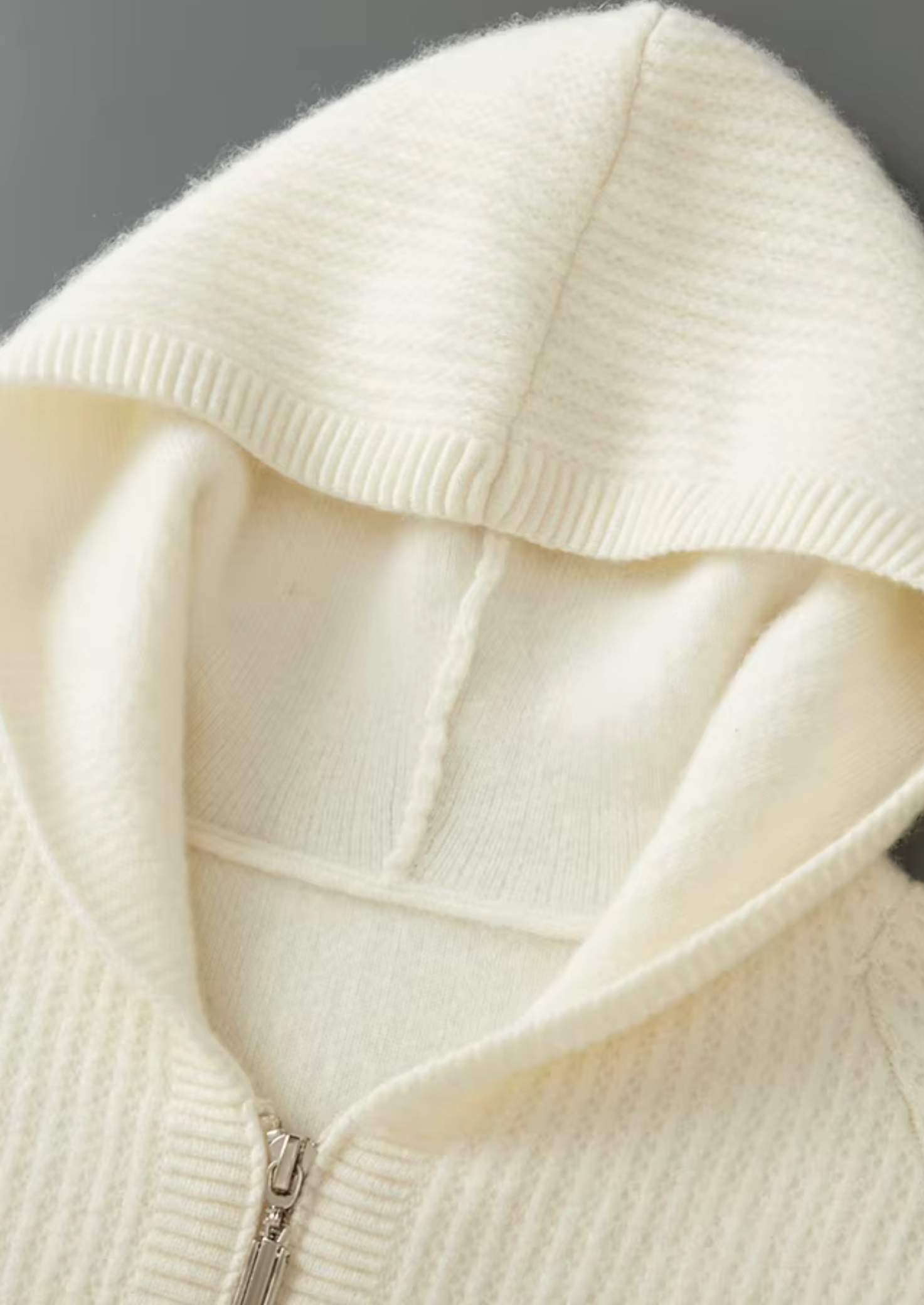 SIGNATURE MERIFIELD™ RIBBED ZIPPER HOODIE