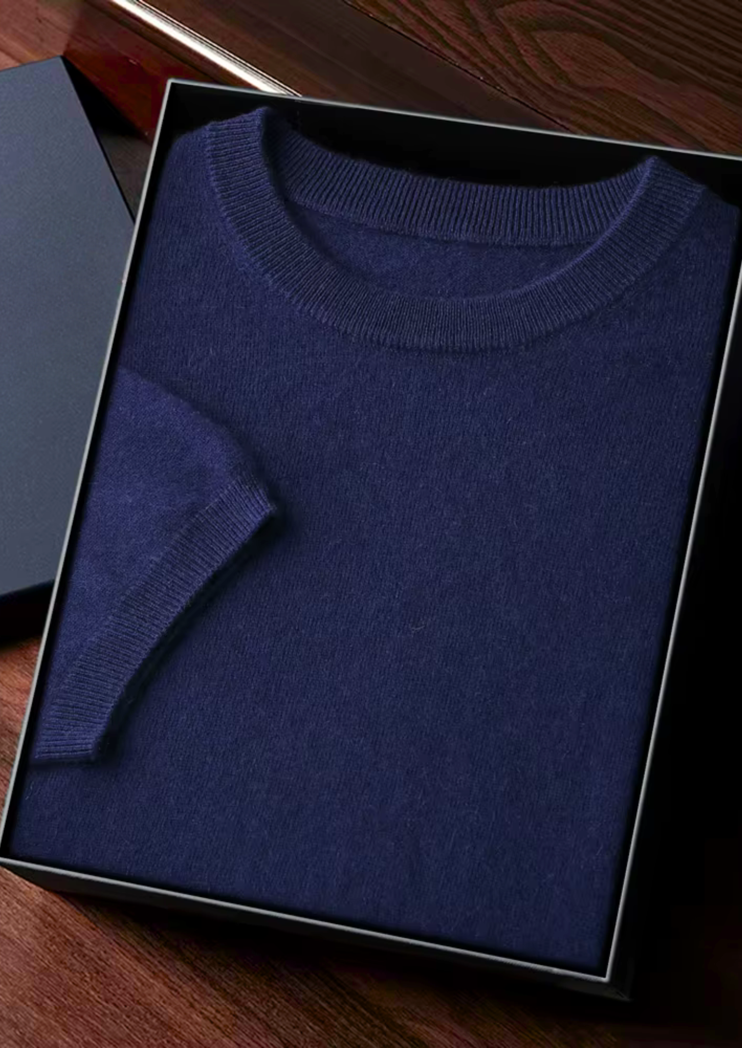 MAISON CASHCRAFT™ CLASSIC CREWNECK T-SHIRT