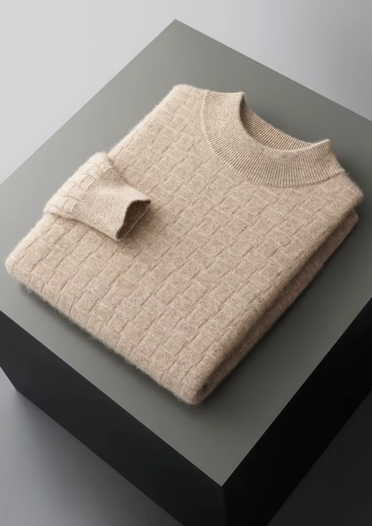 SIGNATURE MERIFIELD™ TEXTURED MOCKNECK