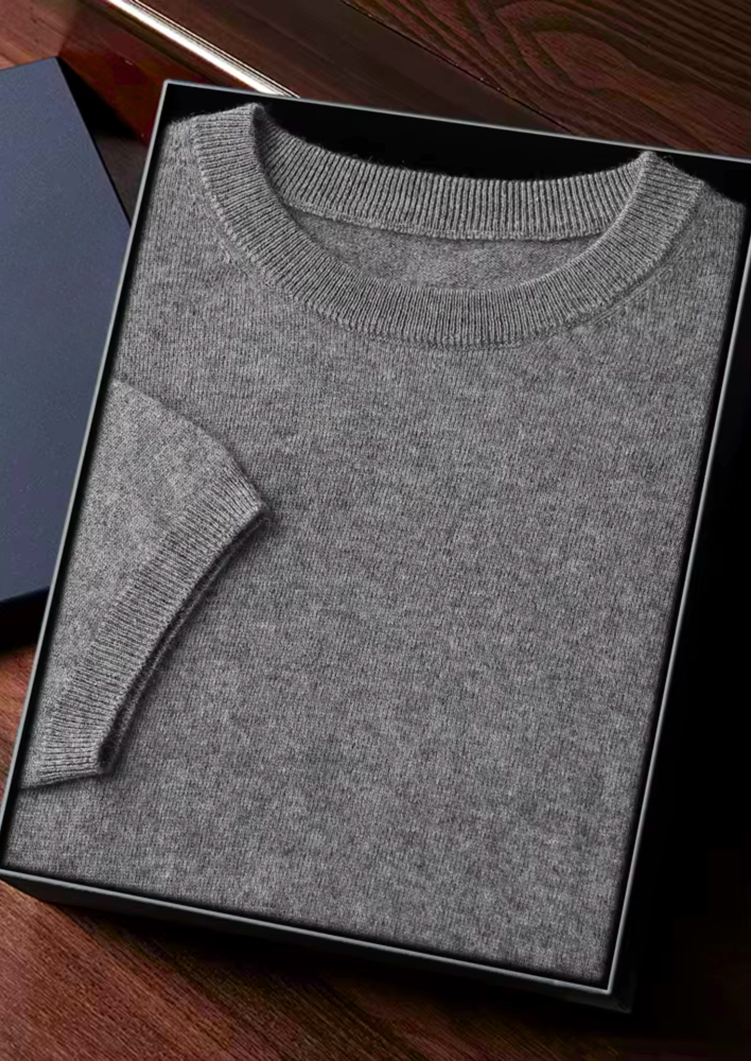 MAISON CASHCRAFT™ CLASSIC CREWNECK T-SHIRT