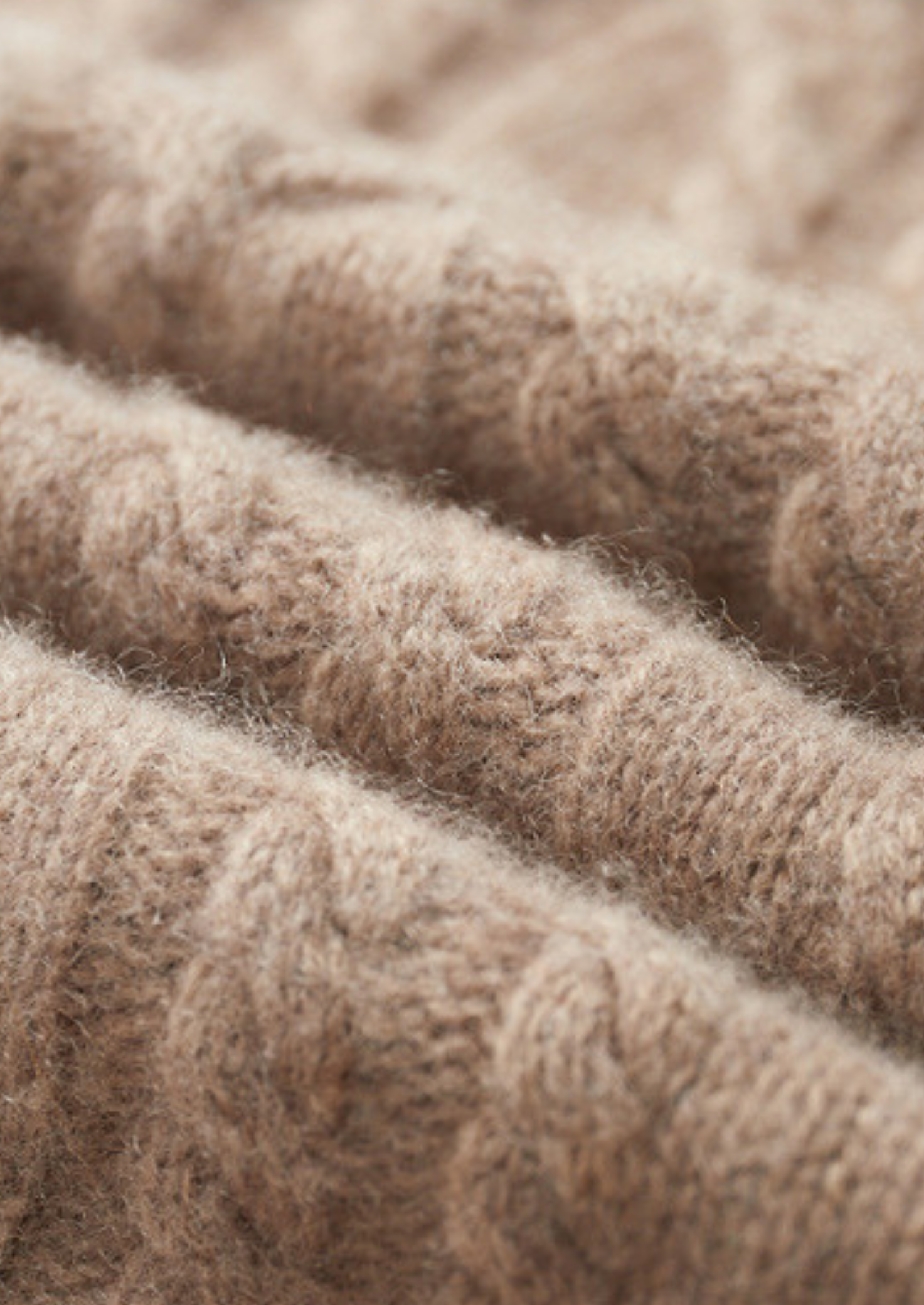 HERITAGE VELWICK™ BEIGE CABLE HALF ZIP SWEATER