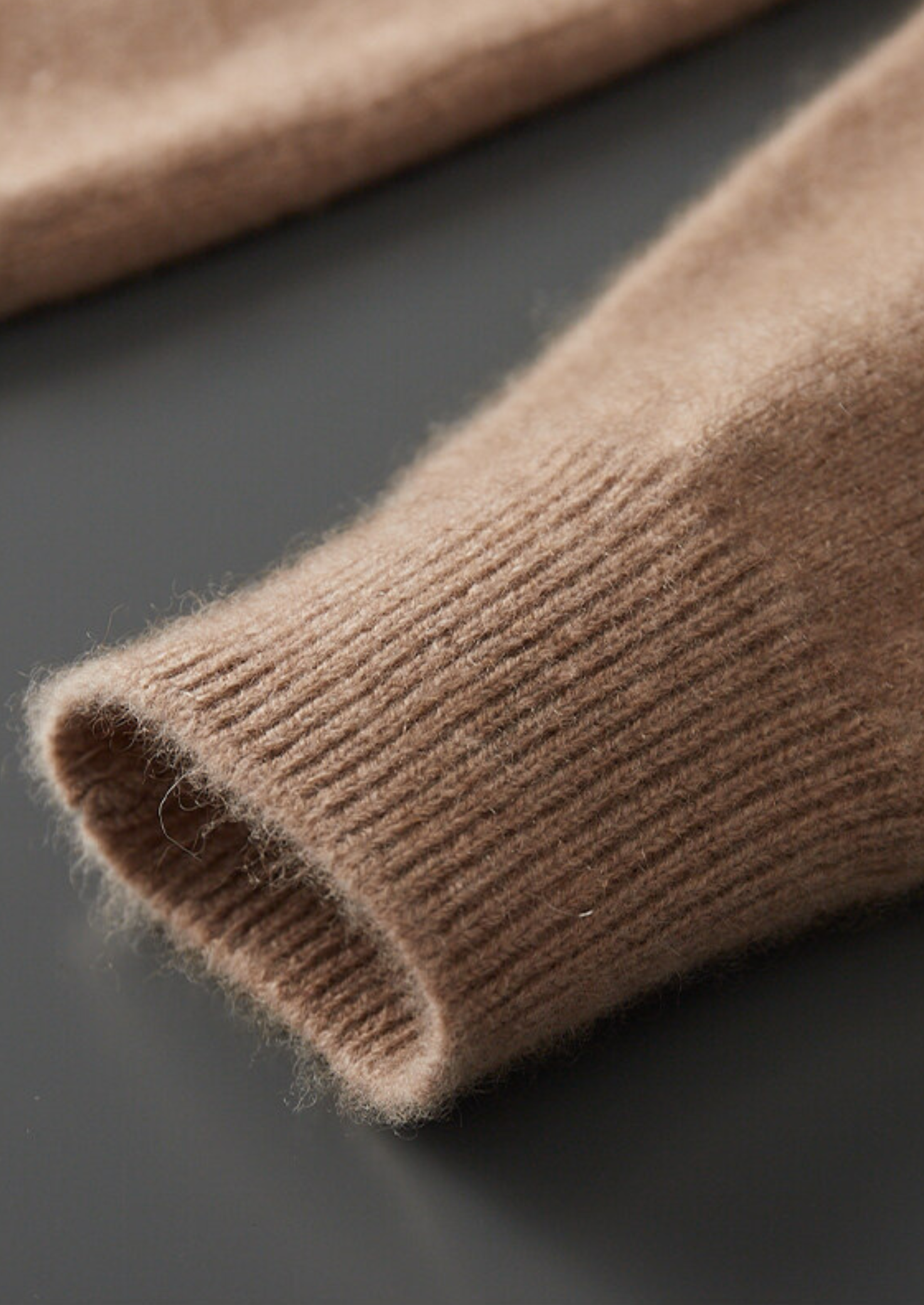 HERITAGE VELWICK™ BEIGE BUTTON SWEATER