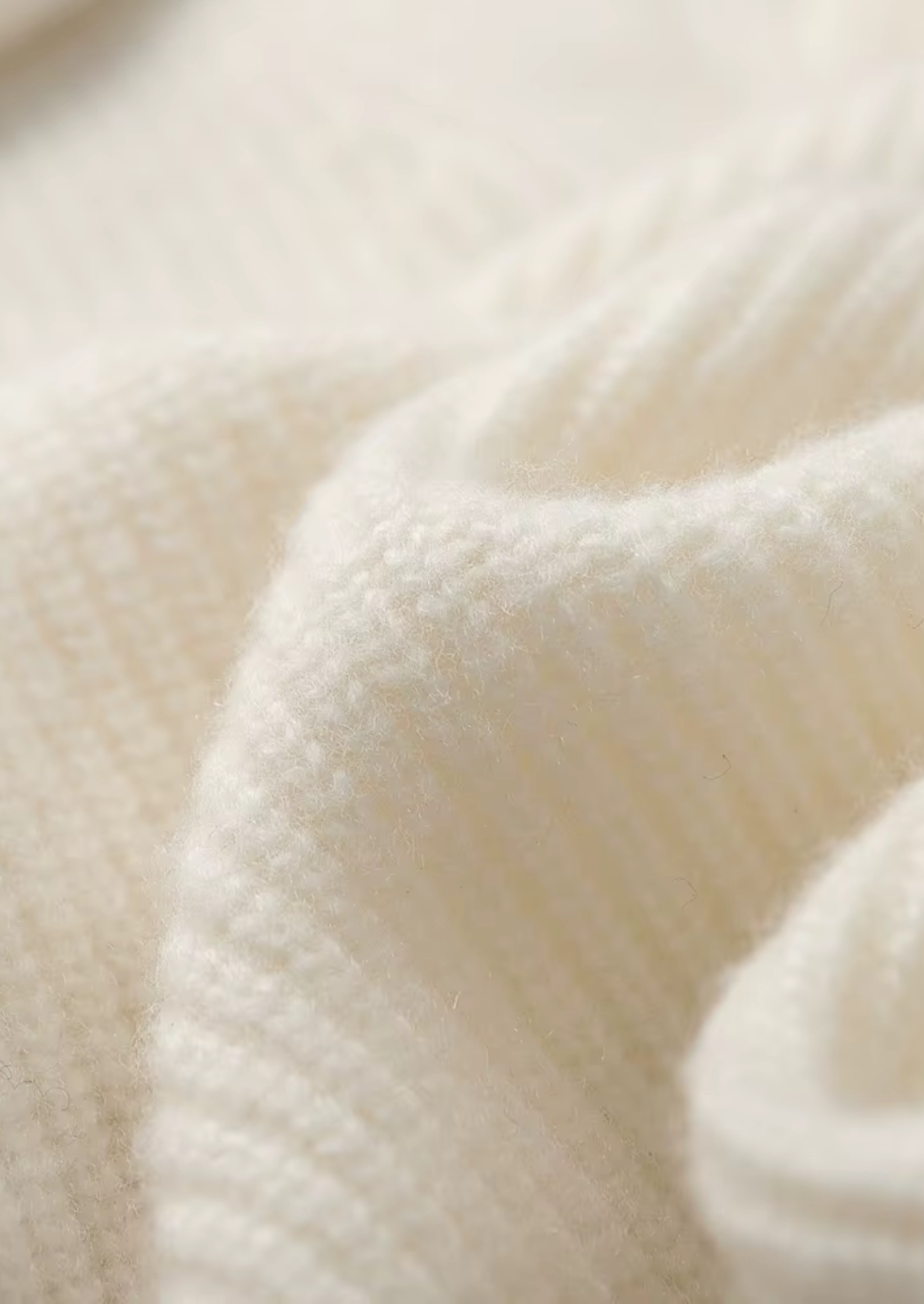 MAISON CASHCRAFT™ RIBBED V-NECK SWEATER