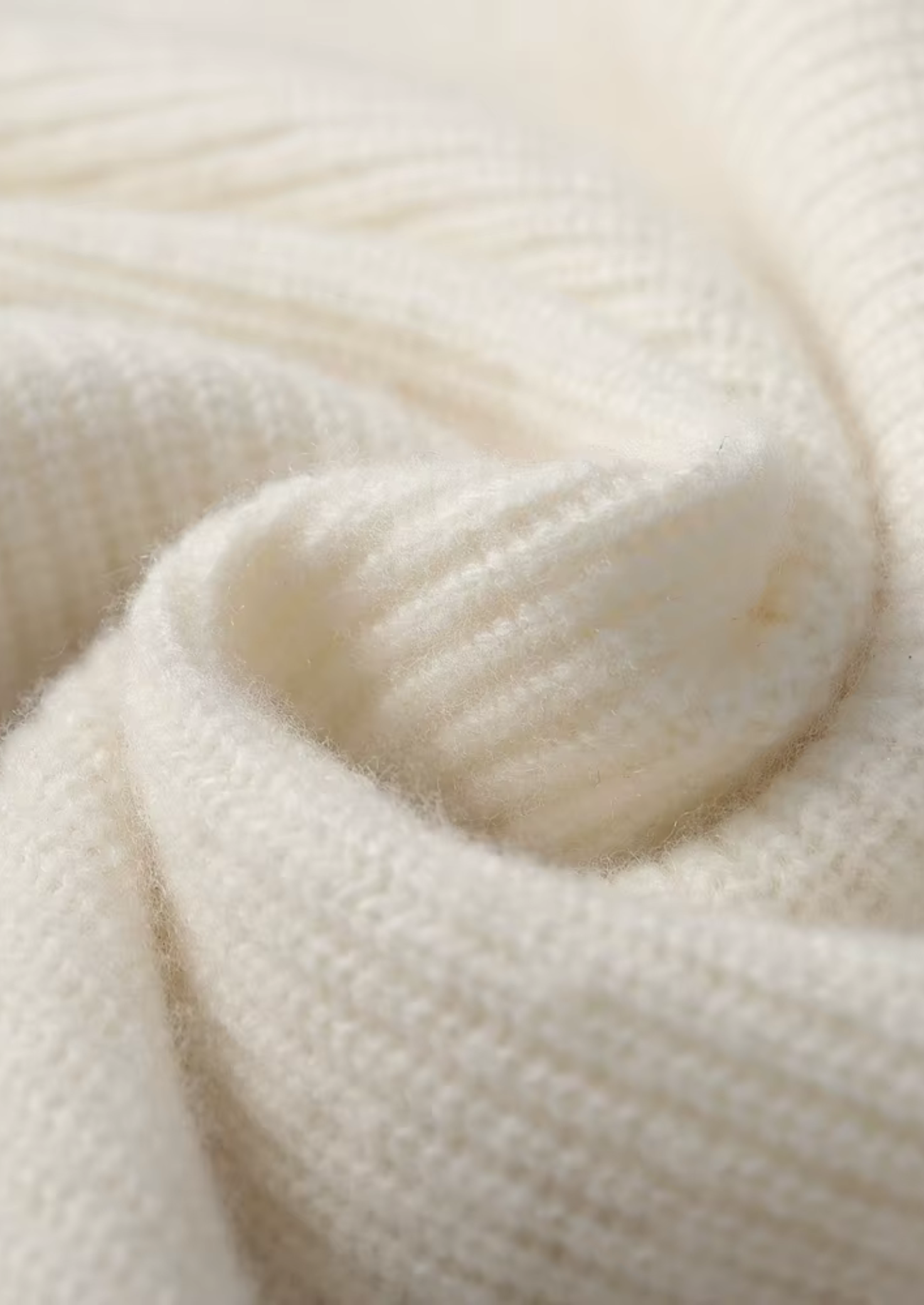 MAISON CASHCRAFT™ RIBBED V-NECK SWEATER