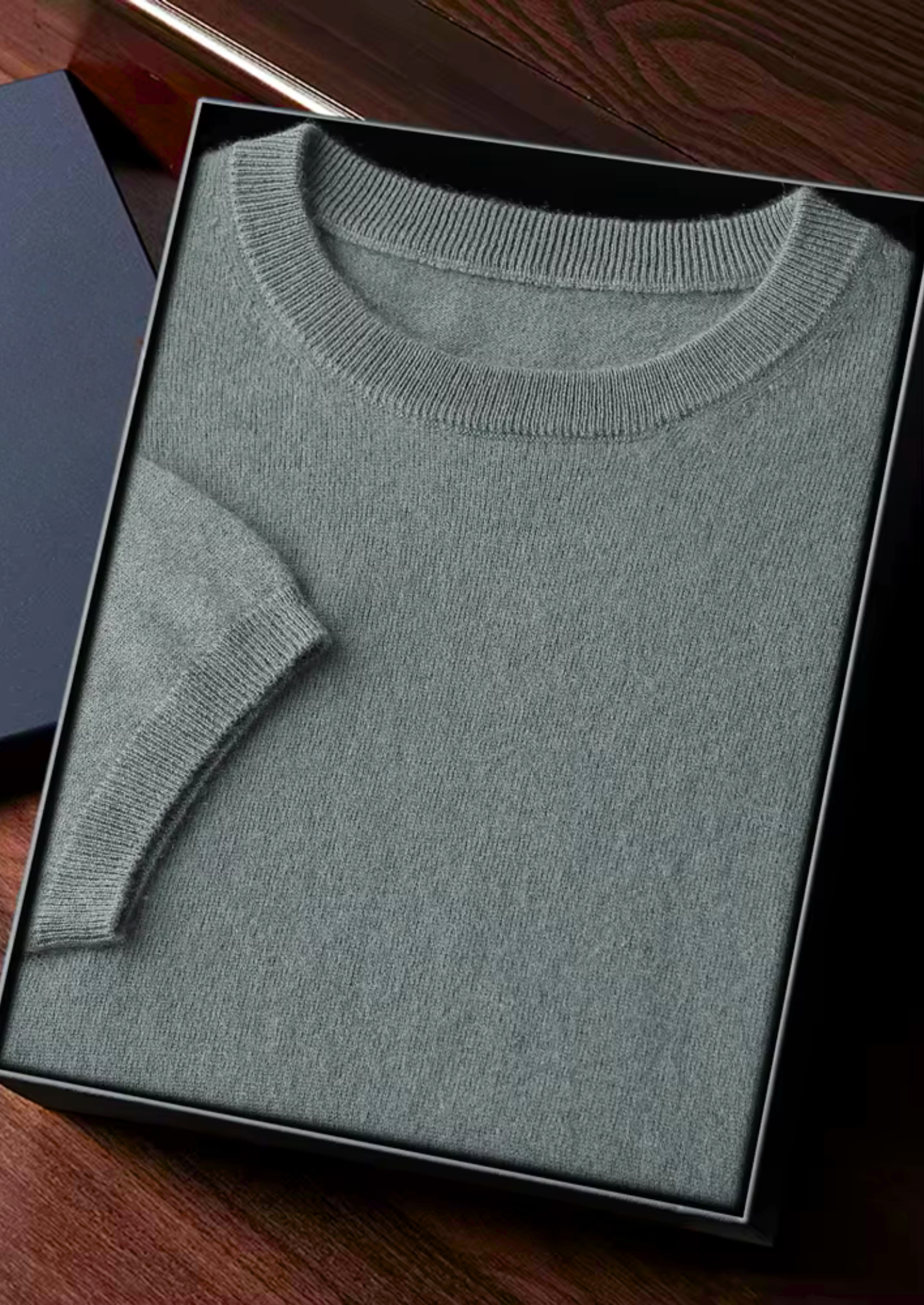 MAISON CASHCRAFT™ CLASSIC CREWNECK T-SHIRT