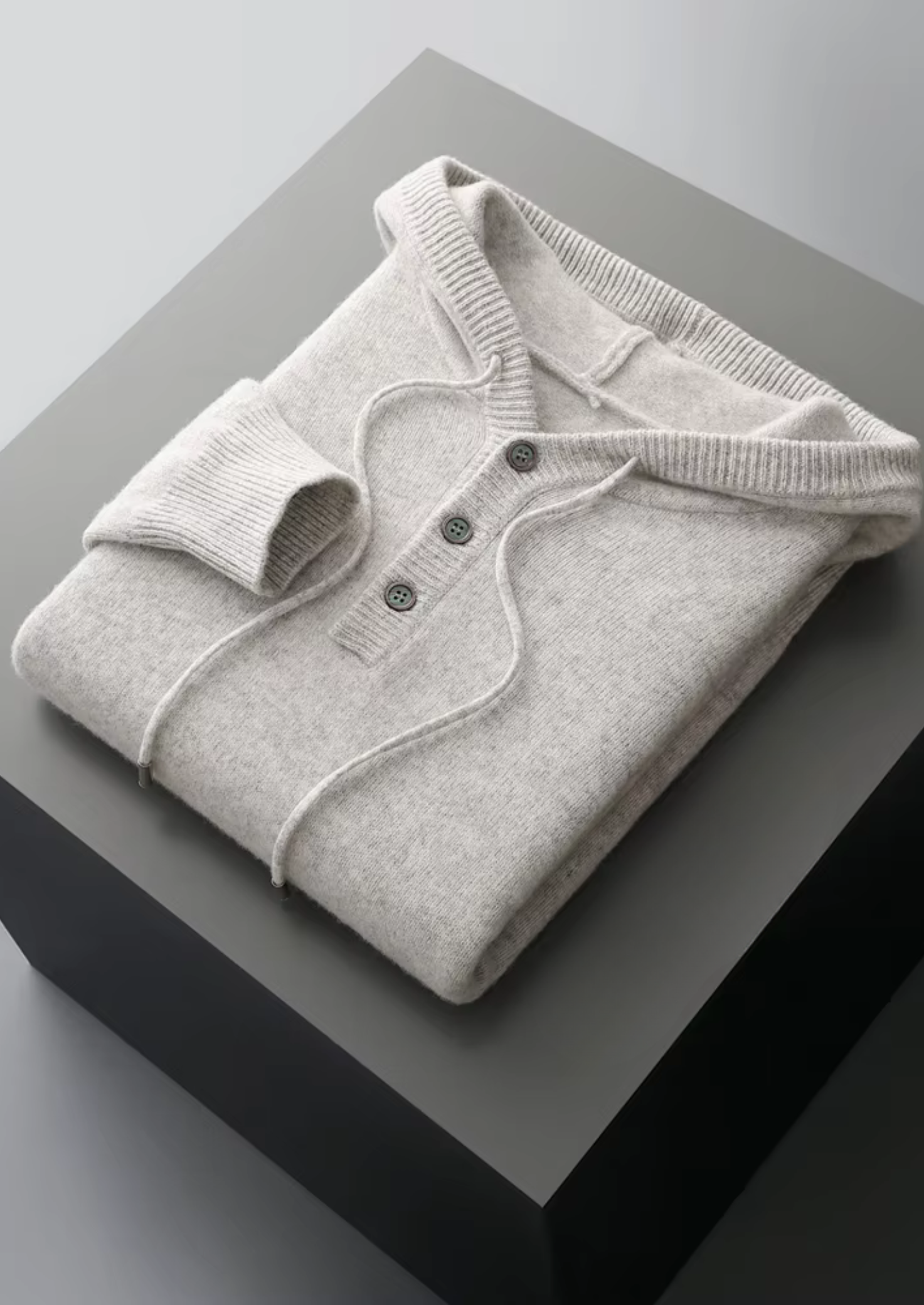 SIGNATURE MERIFIELD™ BUTTON HOODIE
