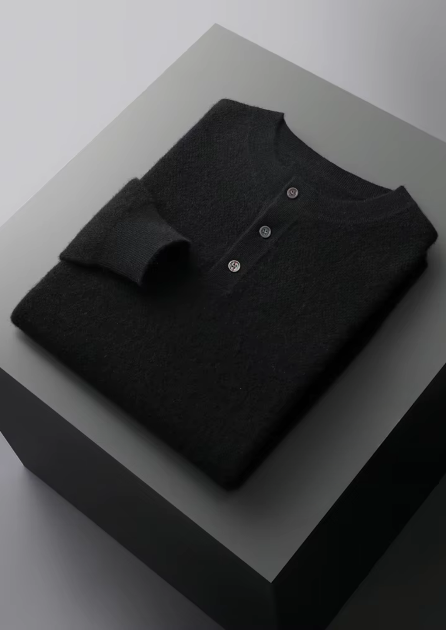 MAISON CASHCRAFT™ CLASSIC HENLEY SWEATER