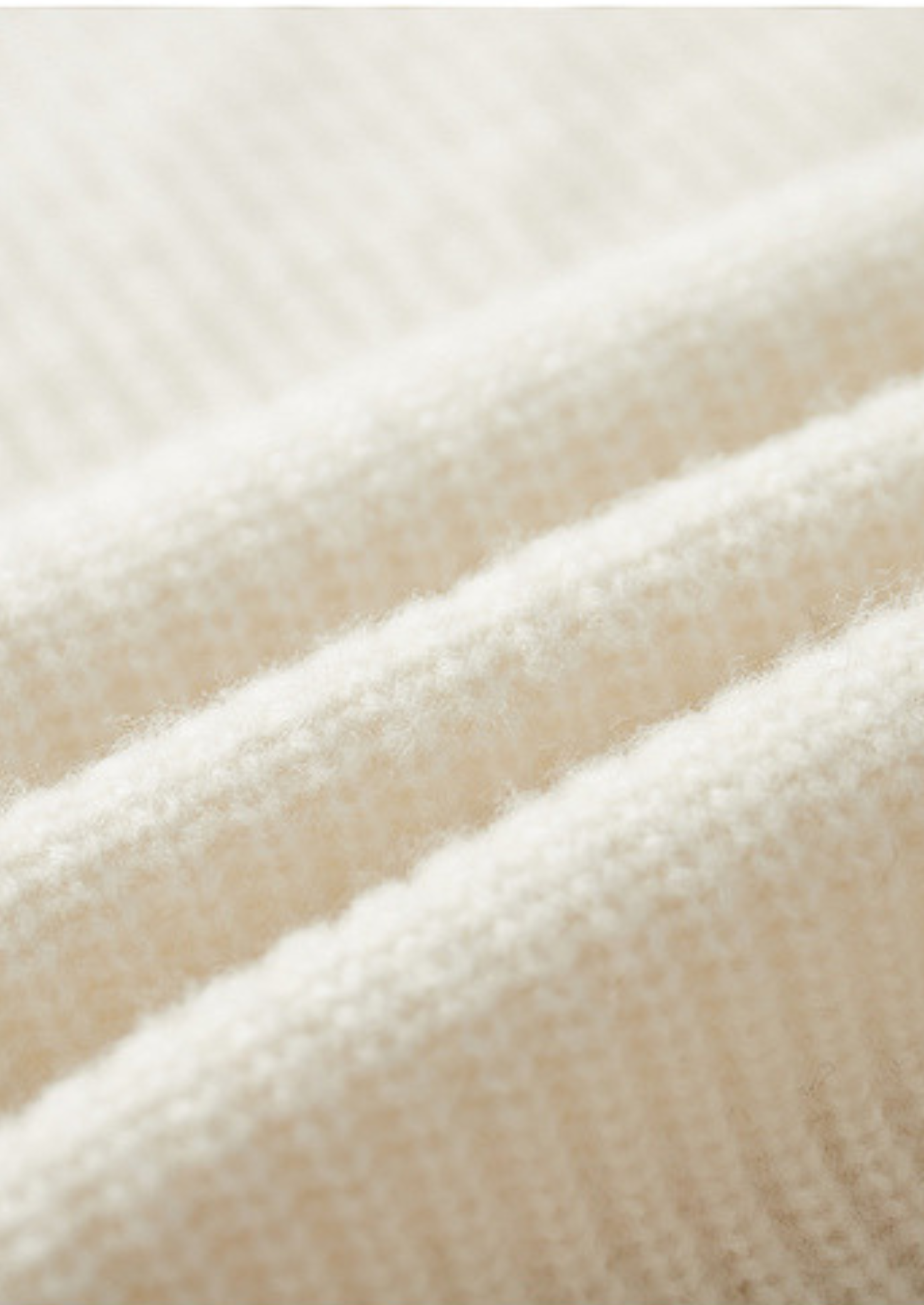 SIGNATURE MERIFIELD™ RIBBED RAGLAN CREWNECK