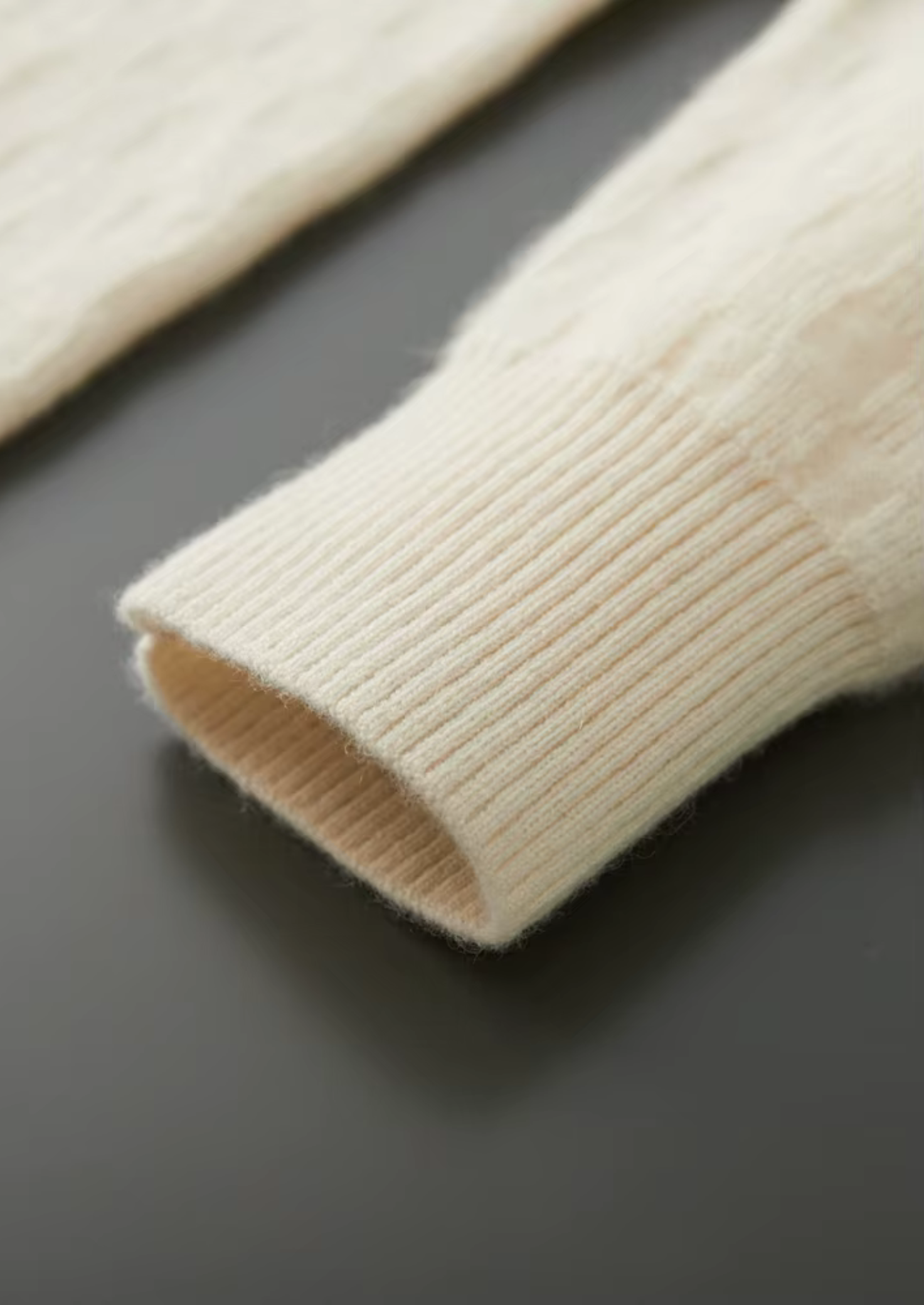MAISON CASHCRAFT™ TEXTURED CREWNECK