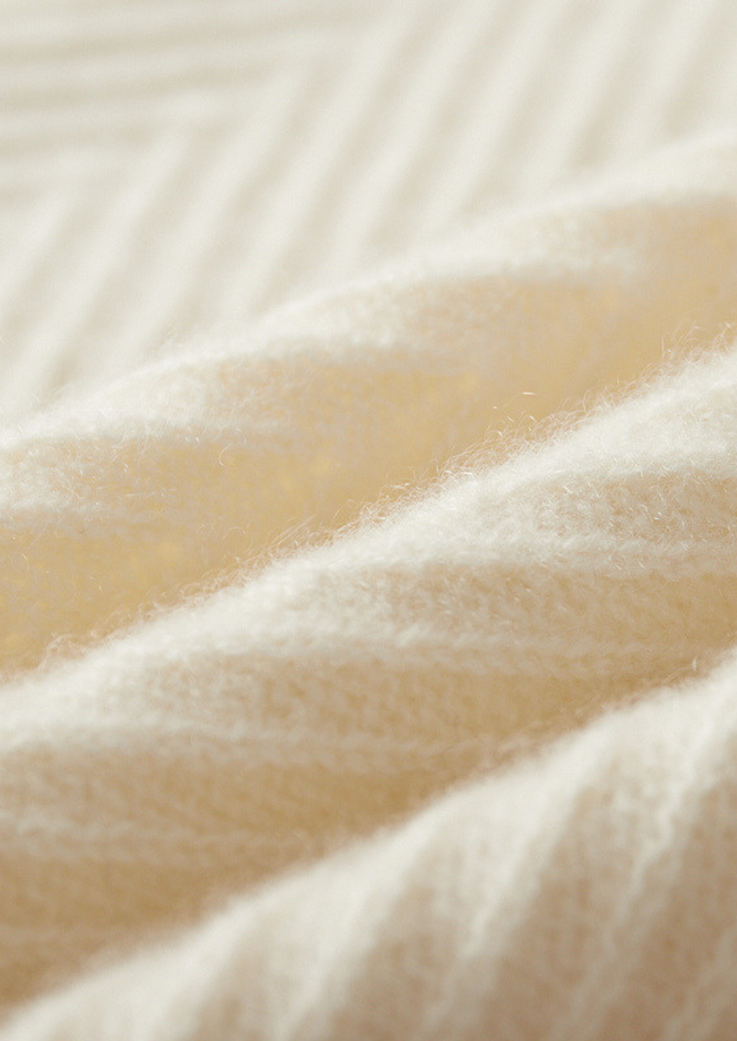 HERITAGE VELWICK™ IVORY HERRINGBONE CREWNECK