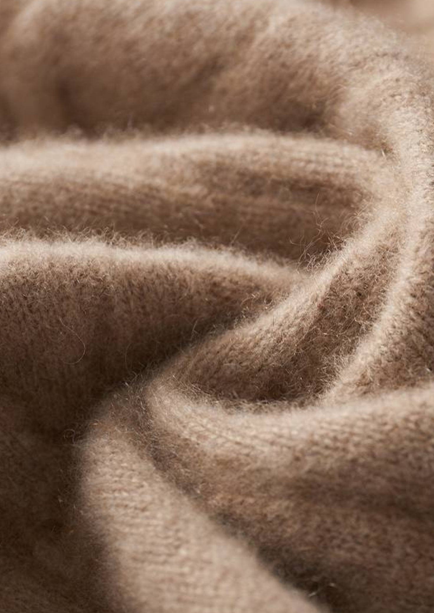 HERITAGE VELWICK™ SAND CABLE KNIT HOODIE