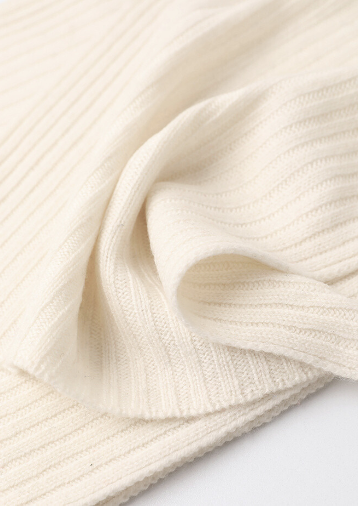 SIGNATURE MERIFIELD™ WINTERTIME ESSENTIALS - IVORY