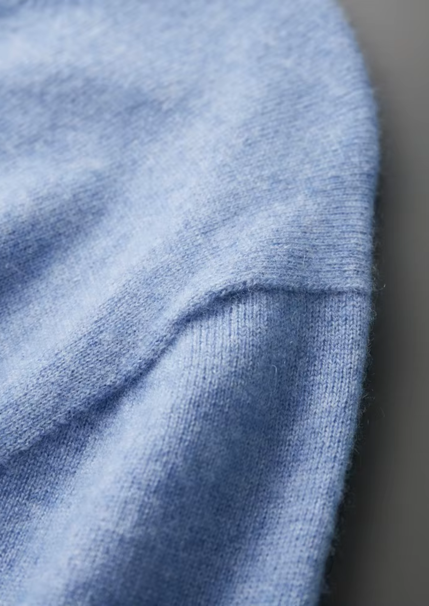 MAISON CASHCRAFT™ CLASSIC CREWNECK T-SHIRT