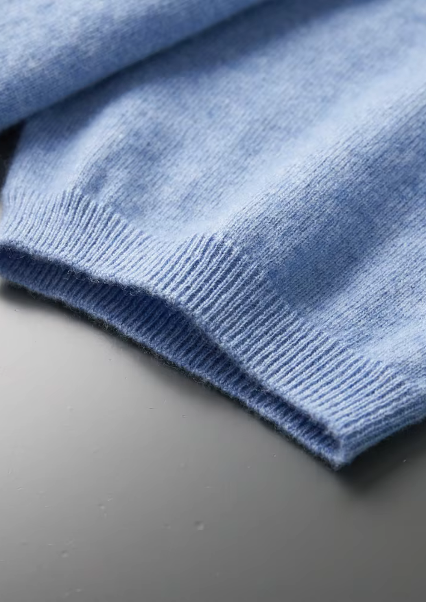 MAISON CASHCRAFT™ CLASSIC CREWNECK T-SHIRT