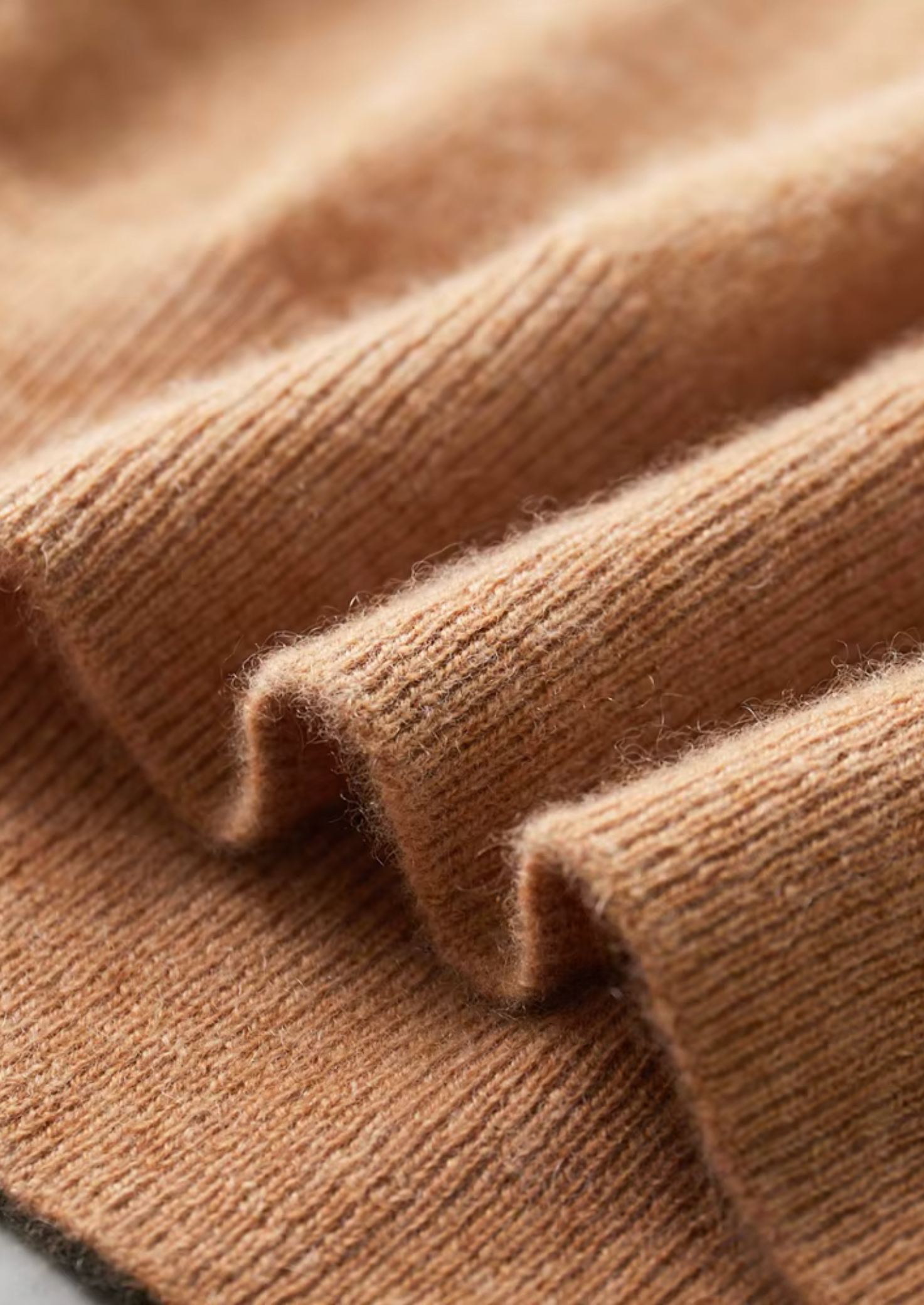 MAISON CASHCRAFT™ CLASSIC CREWNECK T-SHIRT